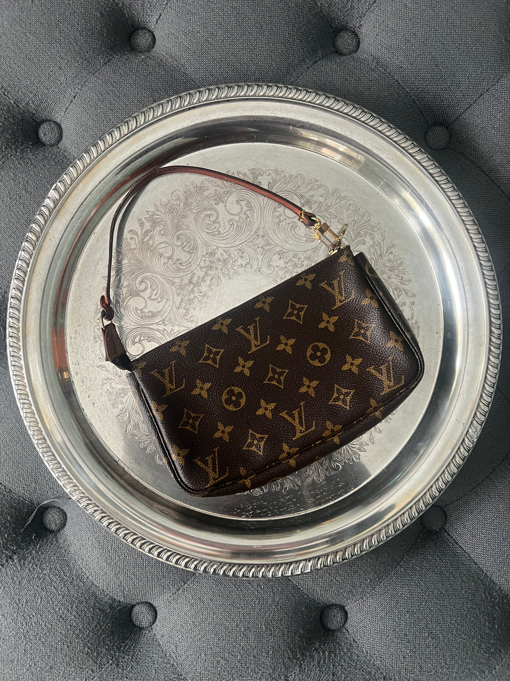Louis Vuitton Monogram Pouchette