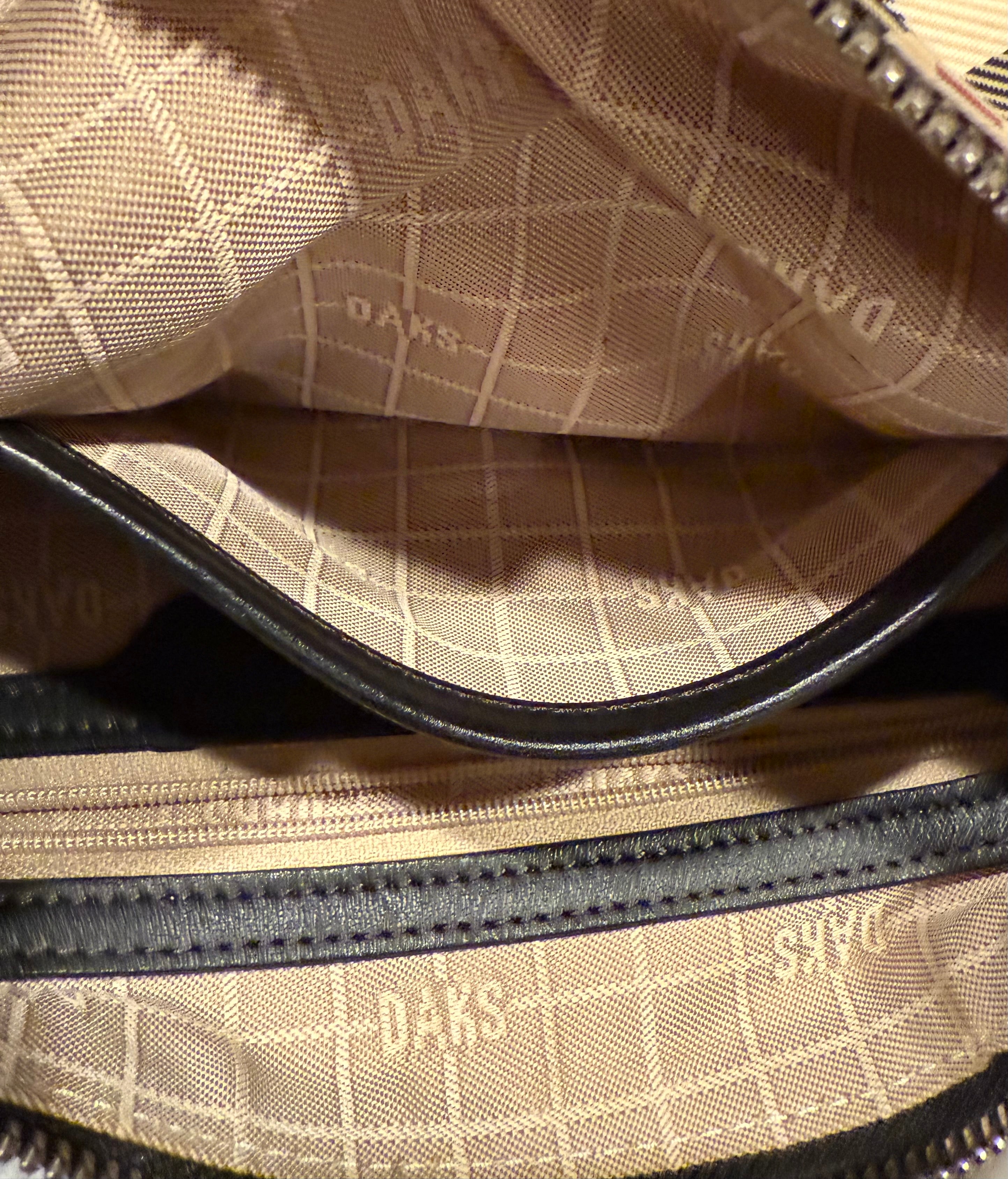 Daks Vintage House Check Shoulder Bag