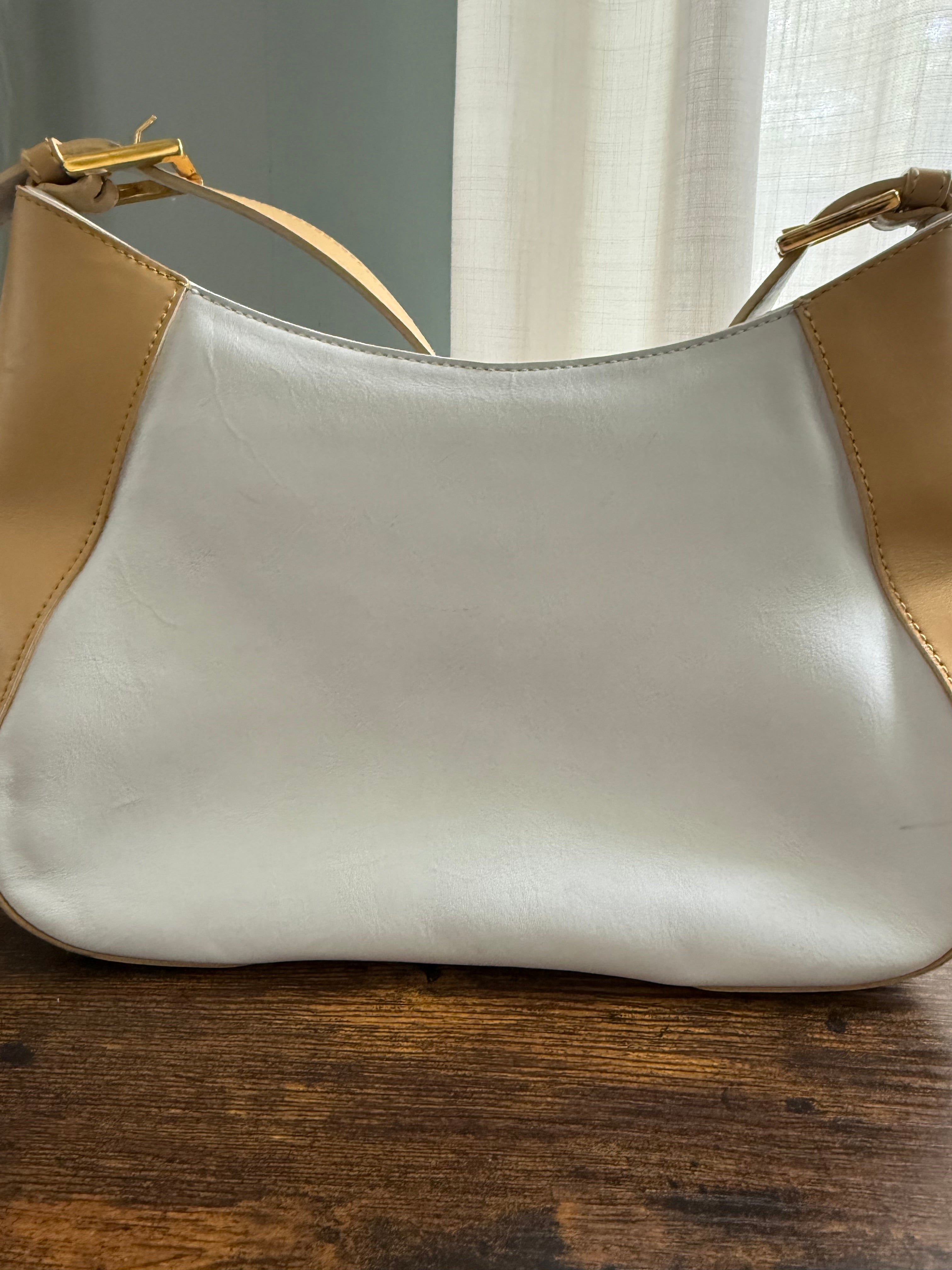 Bruno Magli Ivory Camel Leather Shoulder Bag Small Hobo Italy Gold Hardware Minimalist Y2K