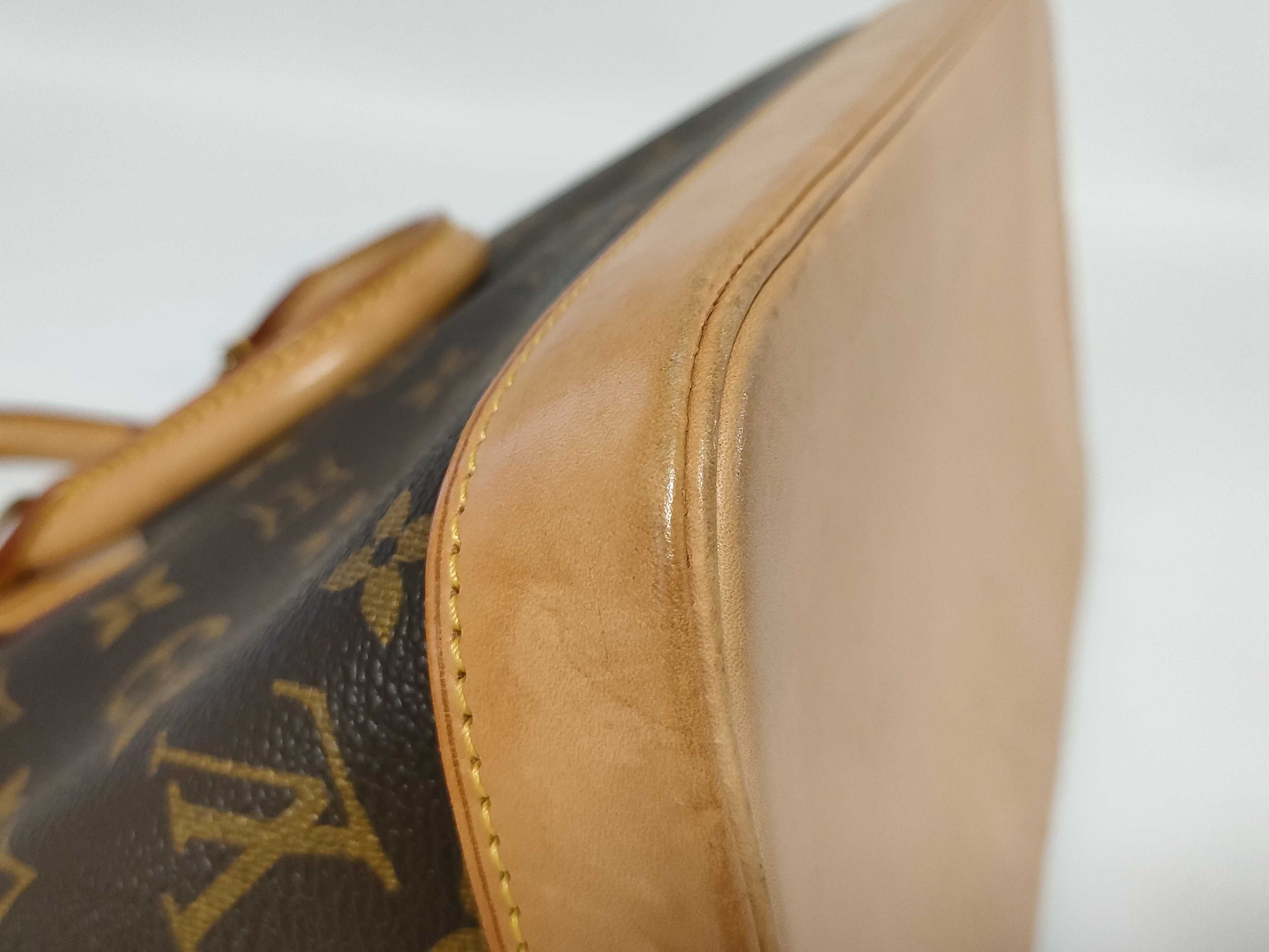 Louis Vuitton Alma MM Monogram Bag
