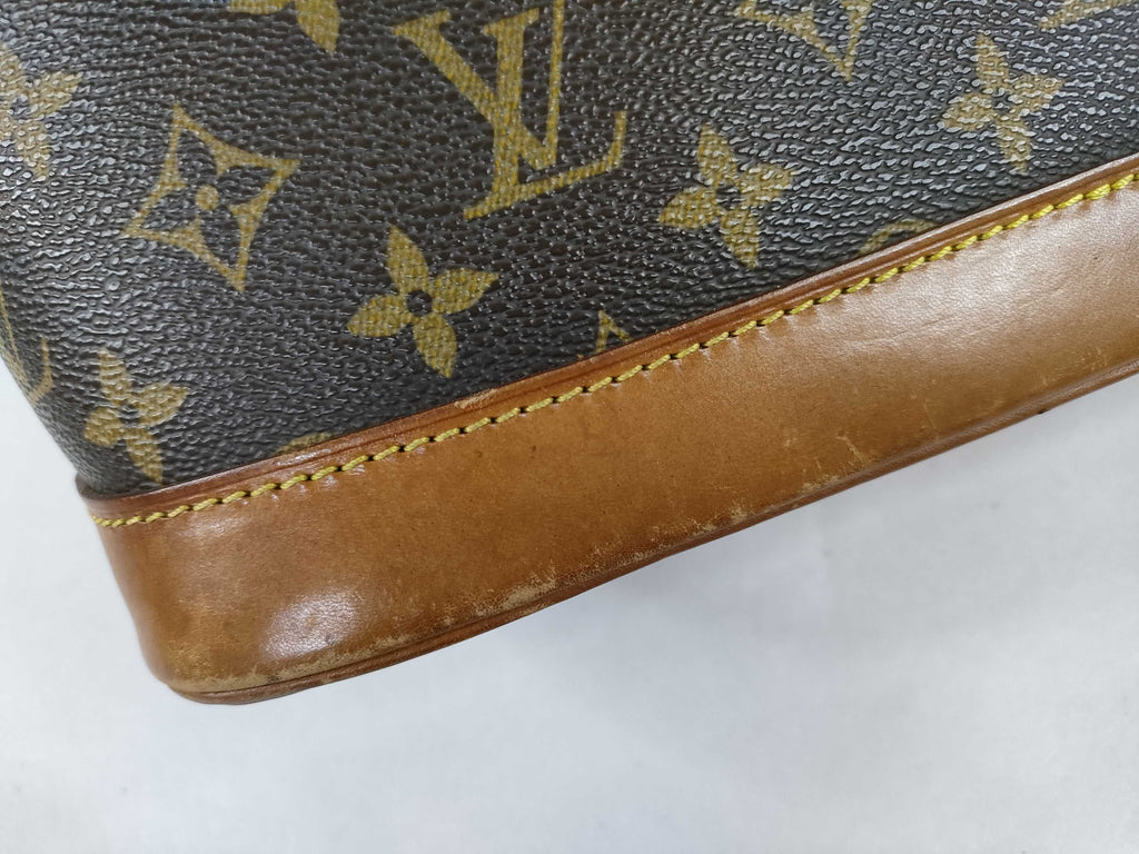 Louis Vuitton Alma MM Monogram Bag