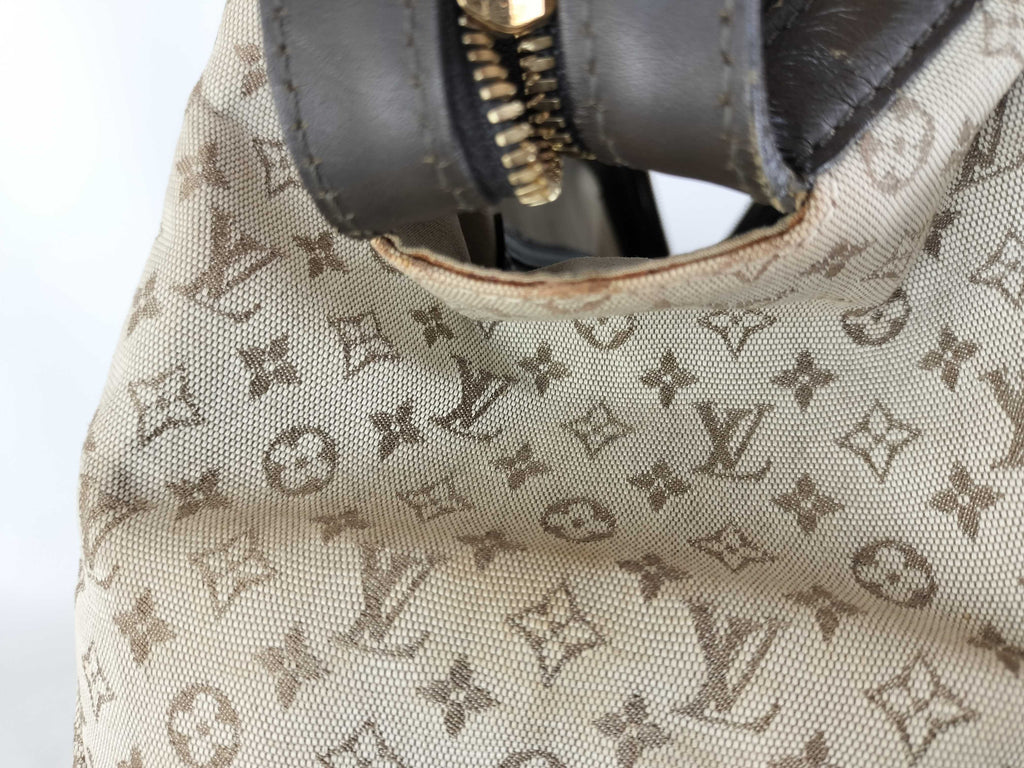 LOUIS VUITTON Monogram Josephine GM Handbag