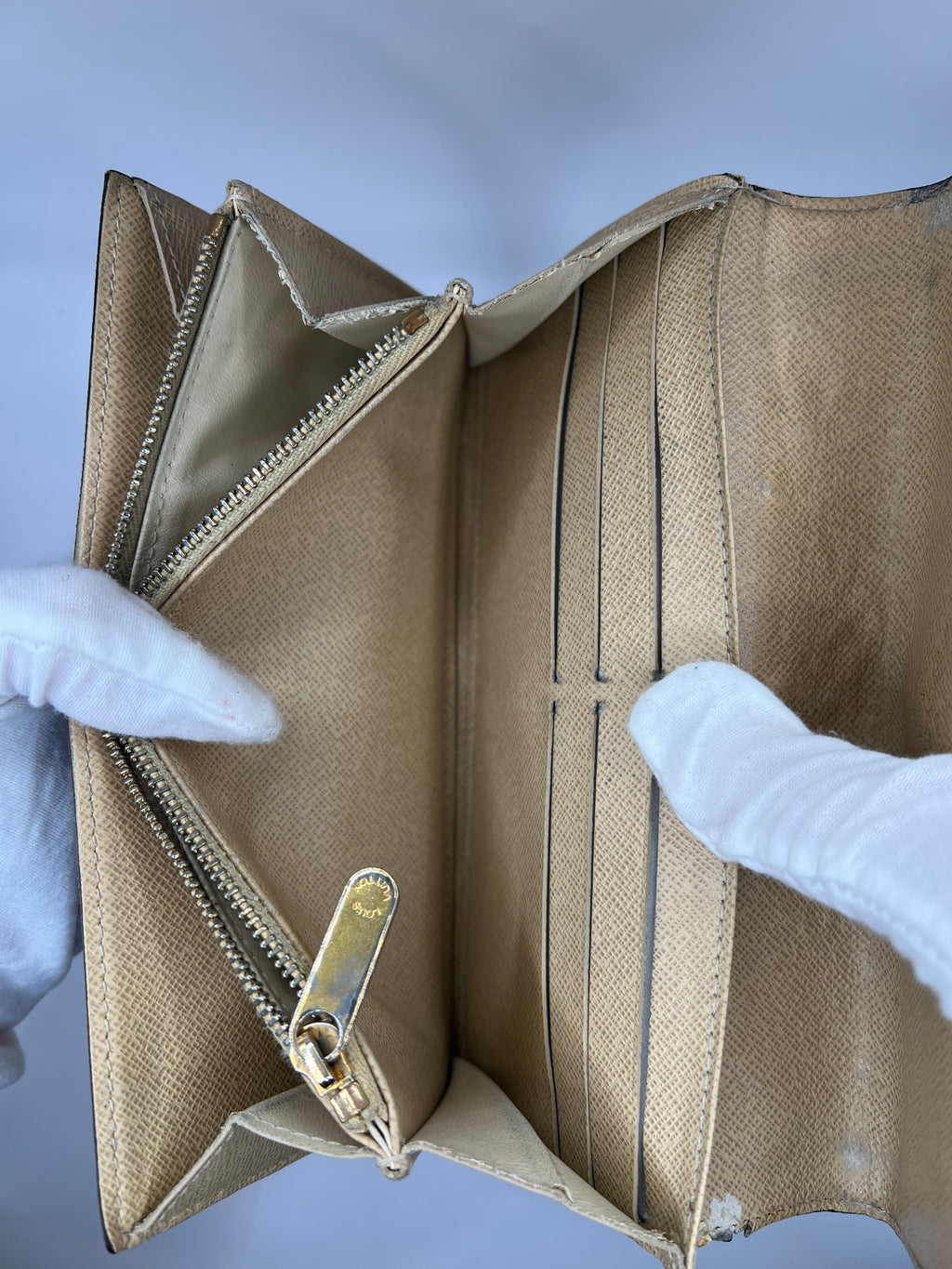 Louis Vuitton Limited Edition Monogram Dentelle Sarah Wallet