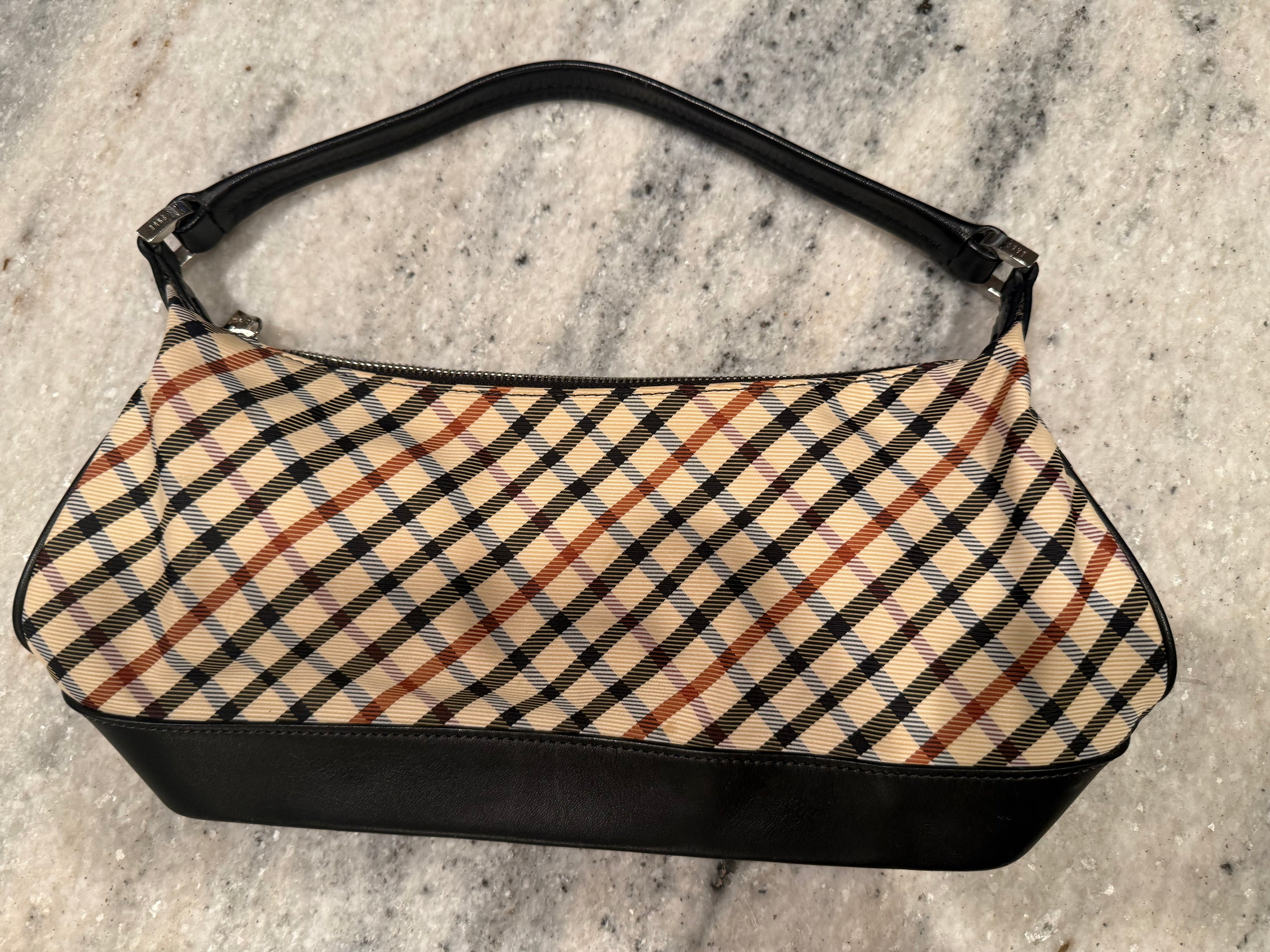Daks Vintage House Check Shoulder Bag