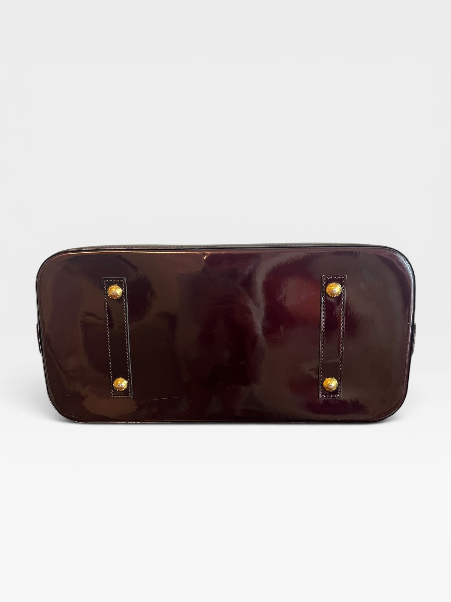 Louis Vuitton Alma GM Monogram Vernis in Amarante