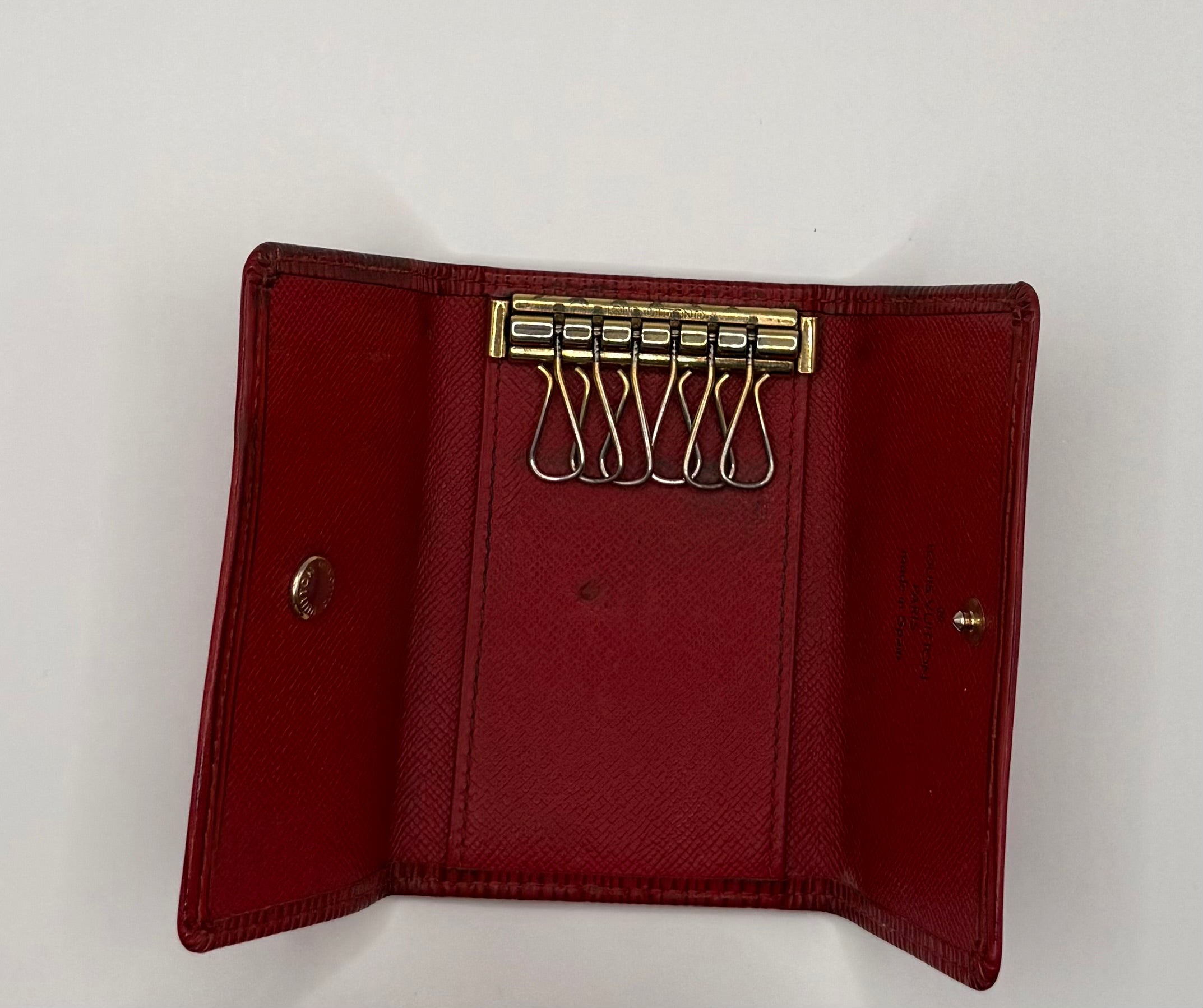 Louis Vuitton 6 Key Holder in Epi Leather — Castillan Red