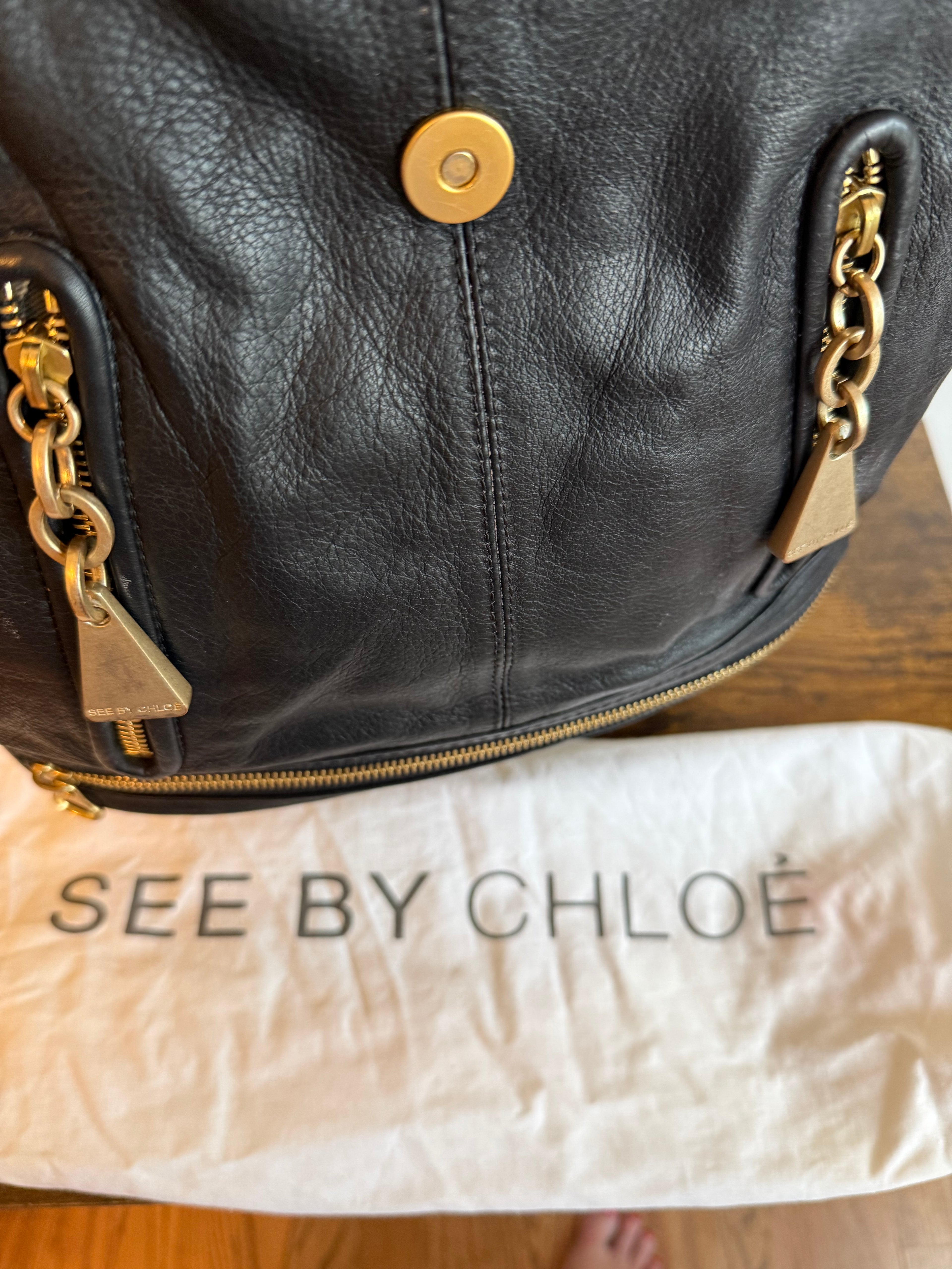 See by Chloé black pebbled leather Bucket/Satchel bag