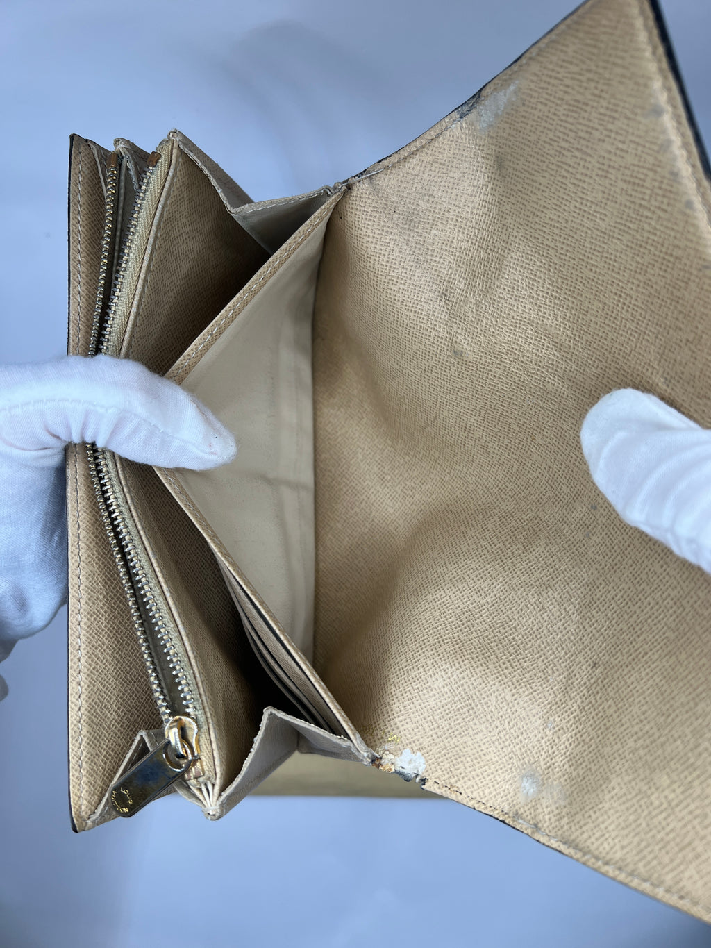 Louis Vuitton Limited Edition Monogram Dentelle Sarah Wallet