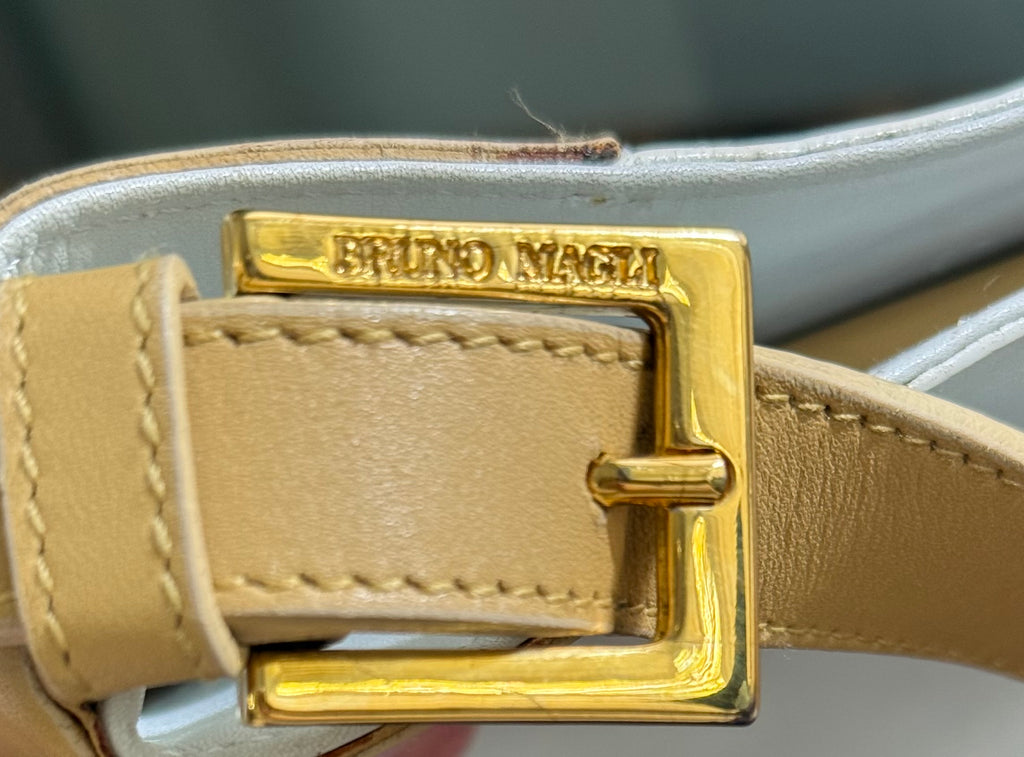 Bruno Magli Ivory Camel Leather Shoulder Bag Small Hobo Italy Gold Hardware Minimalist Y2K