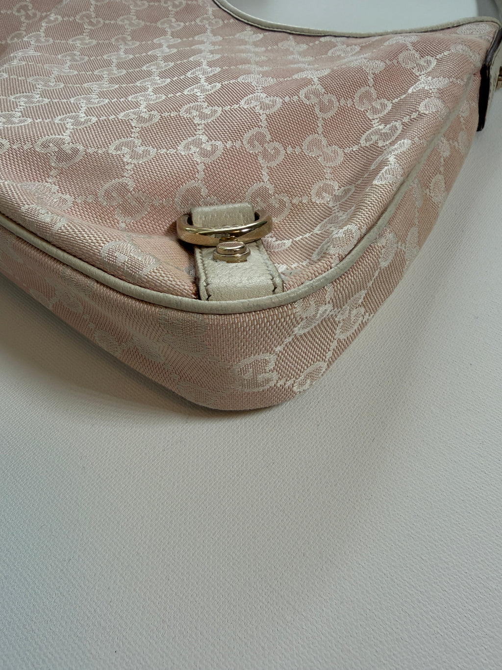 Gucci GG Canvas Abbey D-Ring Hobo