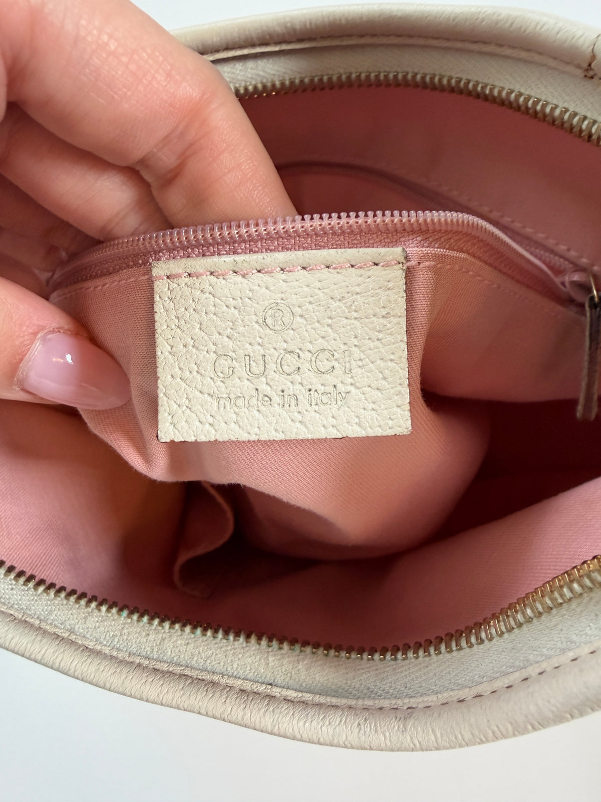 Gucci GG Canvas Abbey D-Ring Hobo