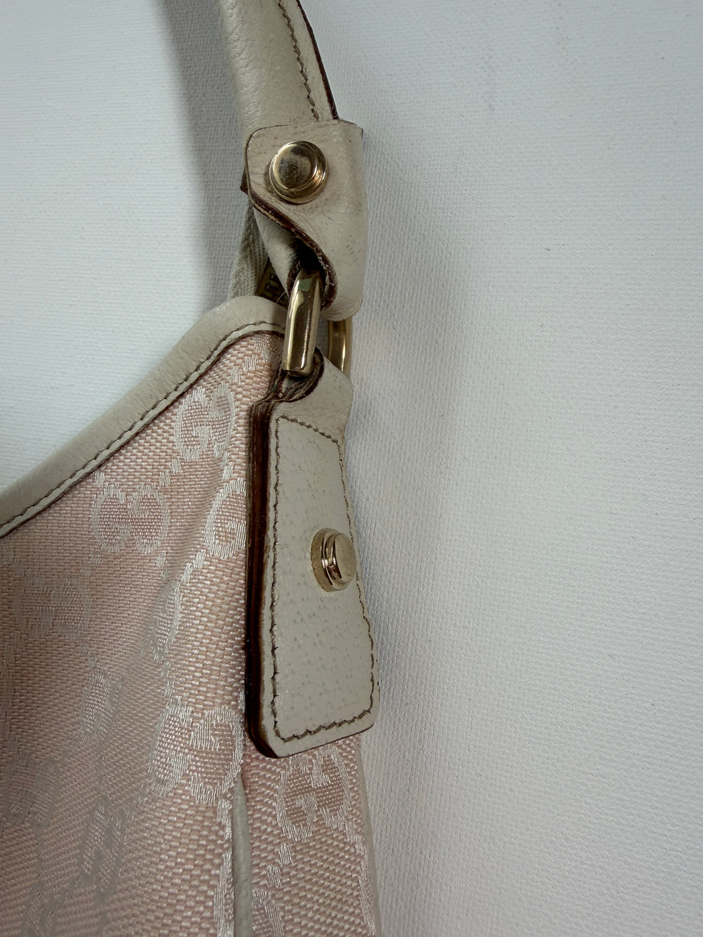 Gucci GG Canvas Abbey D-Ring Hobo