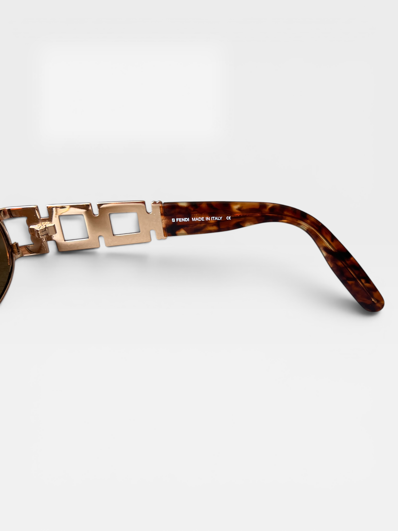 Fendi SL7069 Oval Logo Sunglasses – Gold & Tortoise