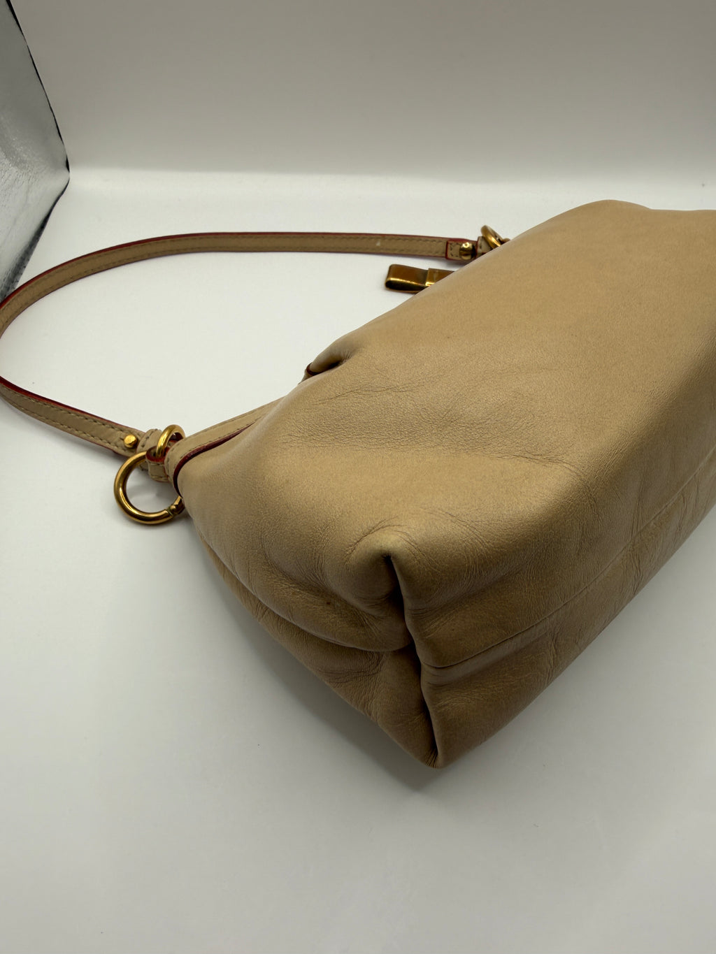 Chloé Beige Leather Shoulder Bag