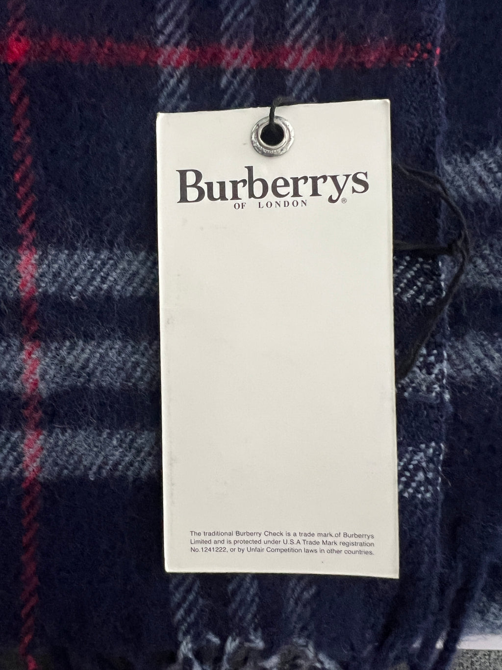 Burberrys Nova Check Lambswool Scarf in Navy