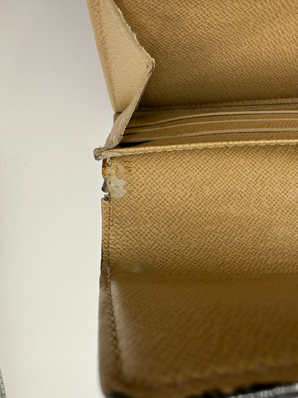 Louis Vuitton Limited Edition Monogram Dentelle Sarah Wallet