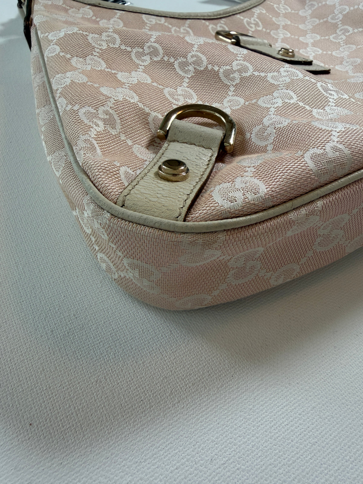 Gucci GG Canvas Abbey D-Ring Hobo