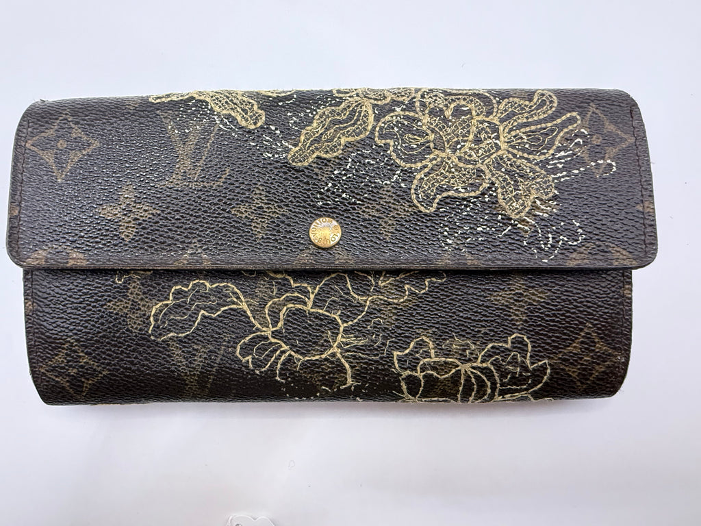 Louis Vuitton Limited Edition Monogram Dentelle Sarah Wallet