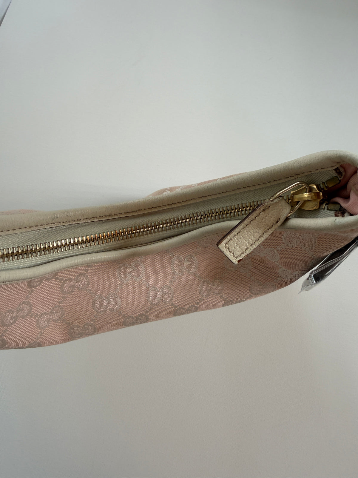 Gucci GG Canvas Abbey D-Ring Hobo
