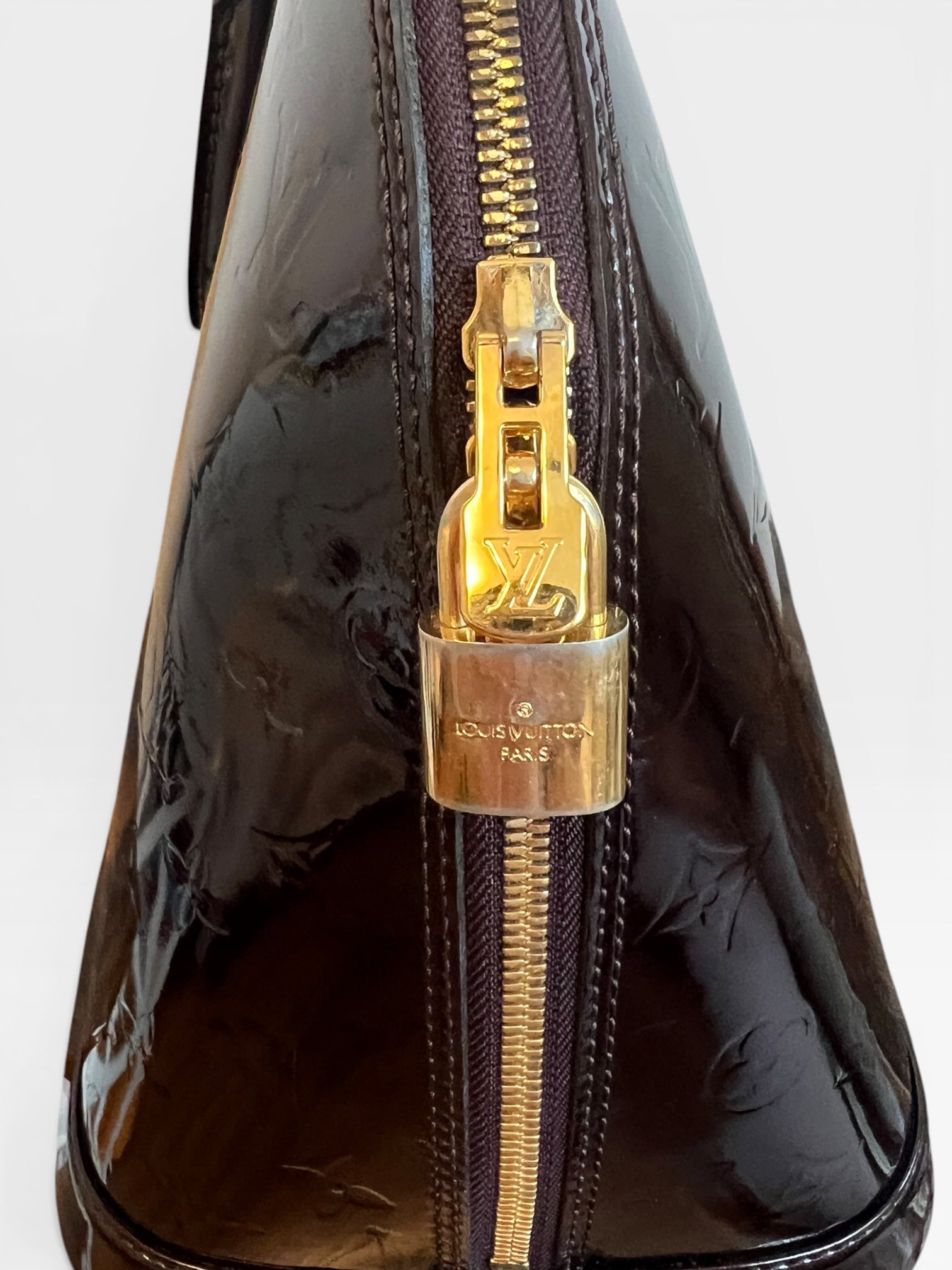 Louis Vuitton Alma GM Monogram Vernis in Amarante
