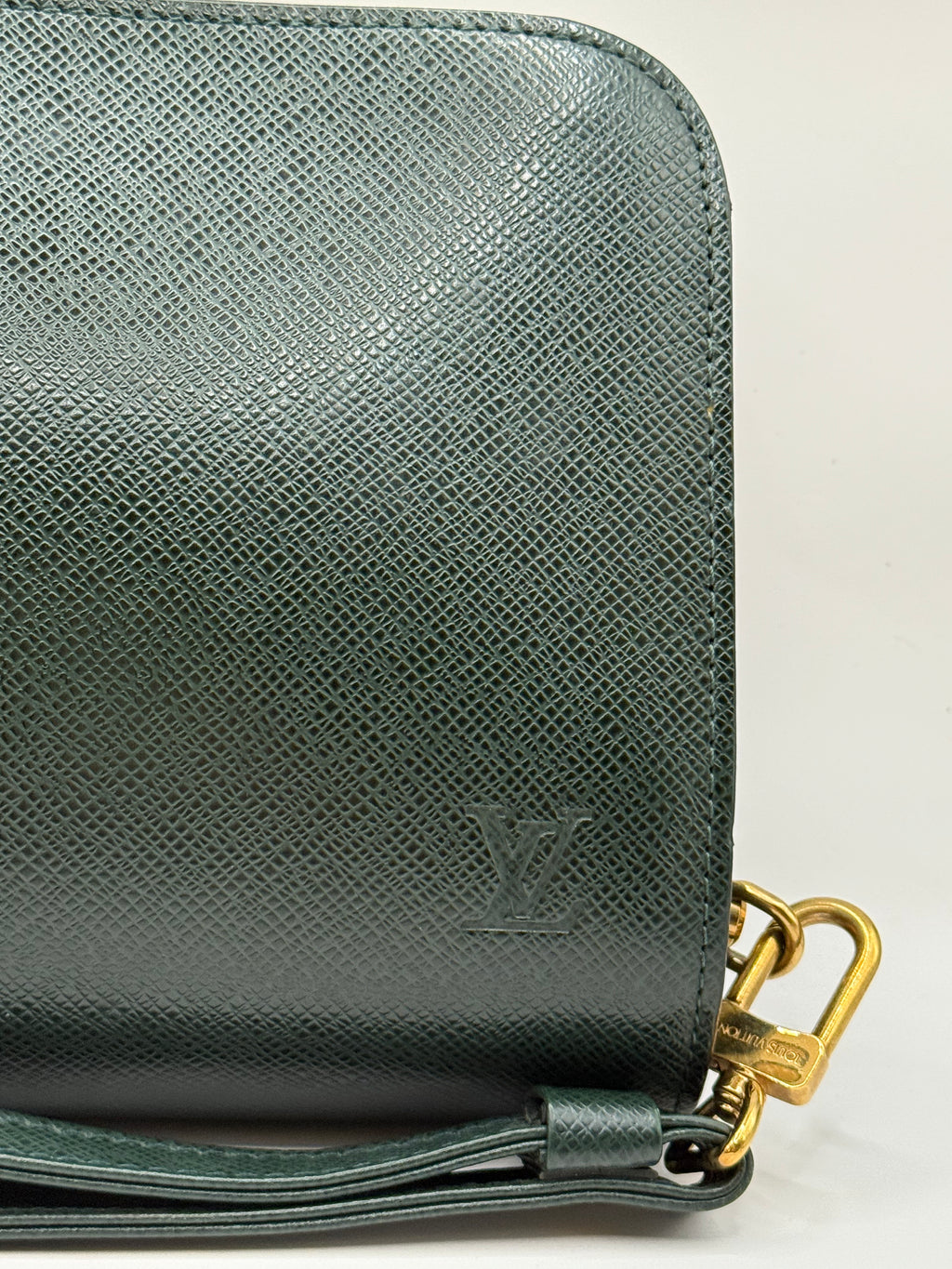 Louis Vuitton Taiga Green Baikal Clutch Wristlet