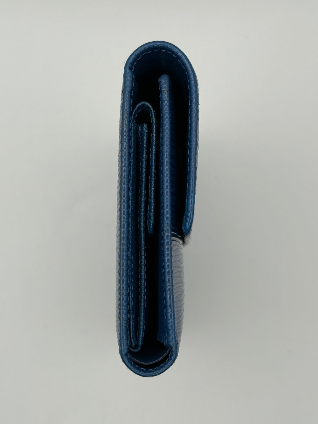 Louis Vuitton Epi Leather Porte Tresor International Wallet