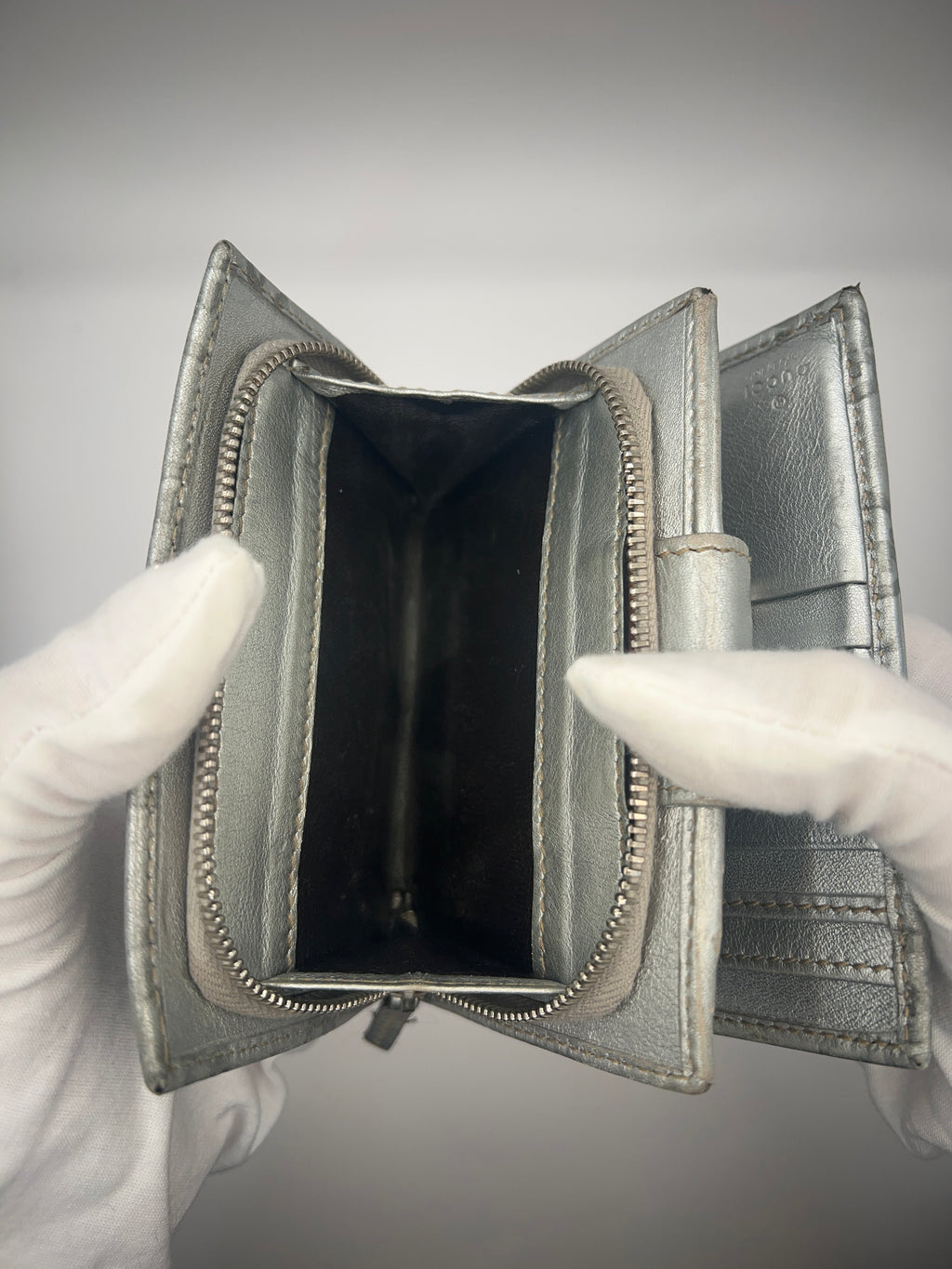 Gucci Silver D-Ring GG Leather Wallet
