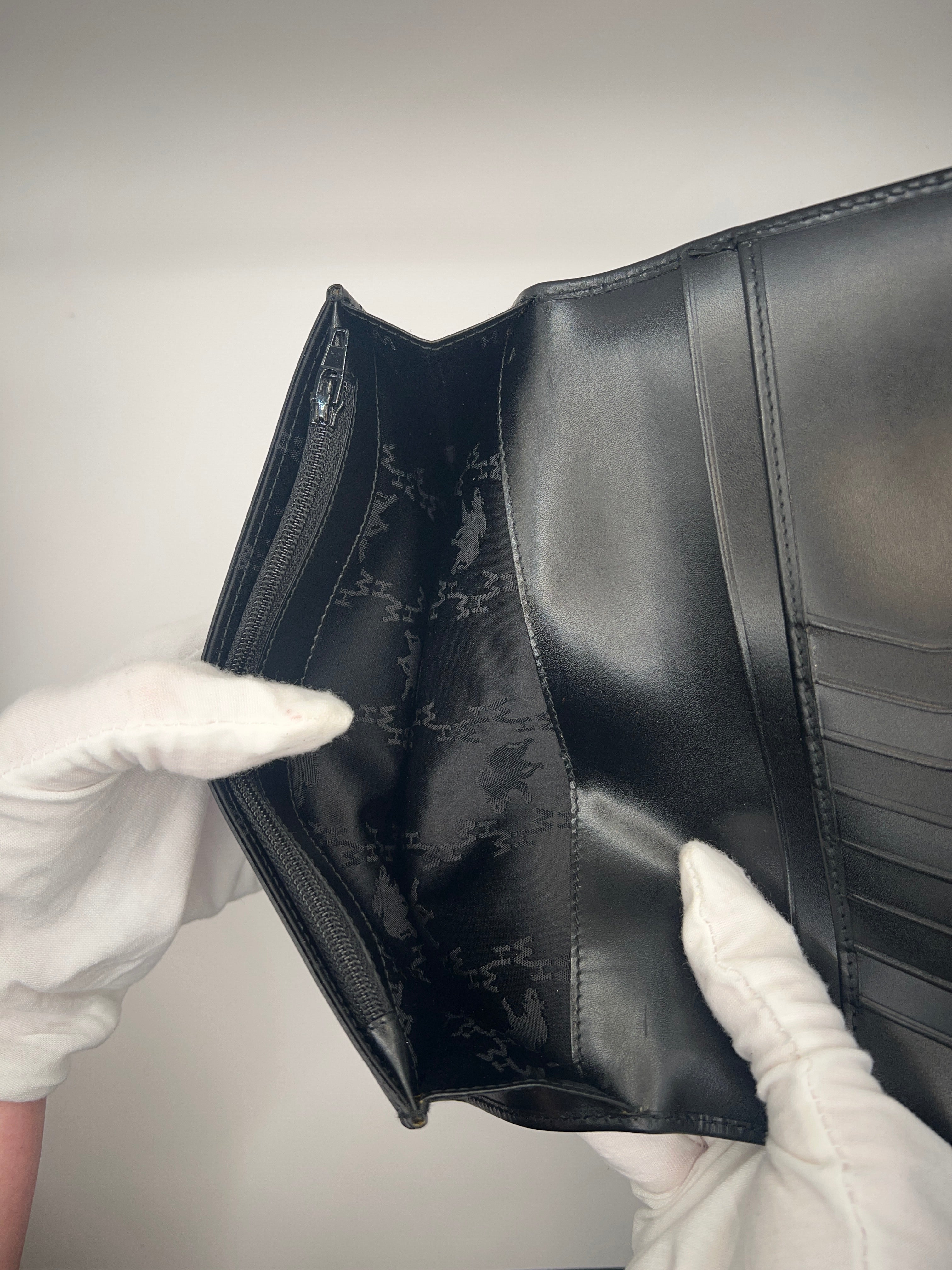Hunting World Black Leather Continental Wallet
