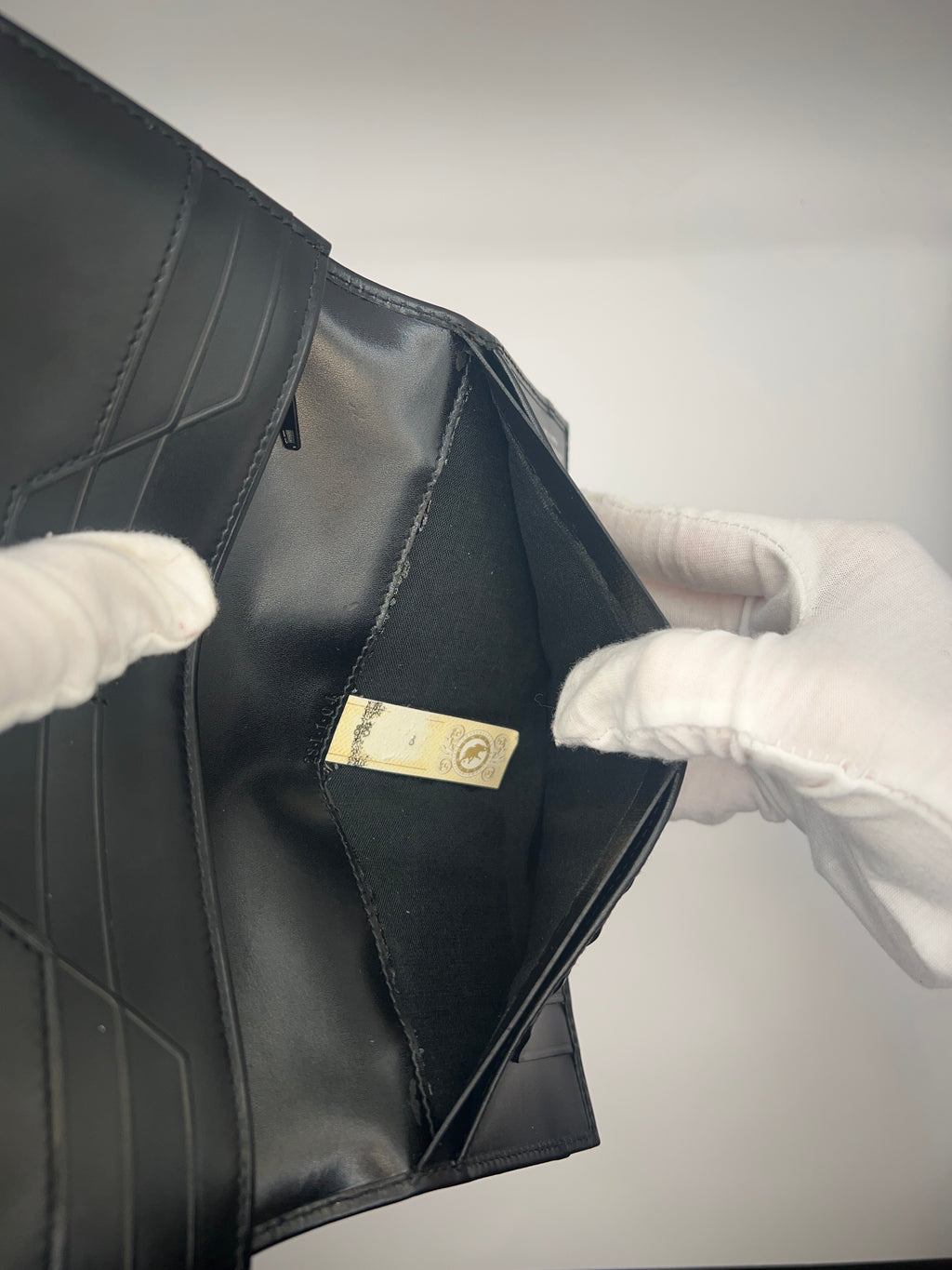 Hunting World Black Leather Continental Wallet