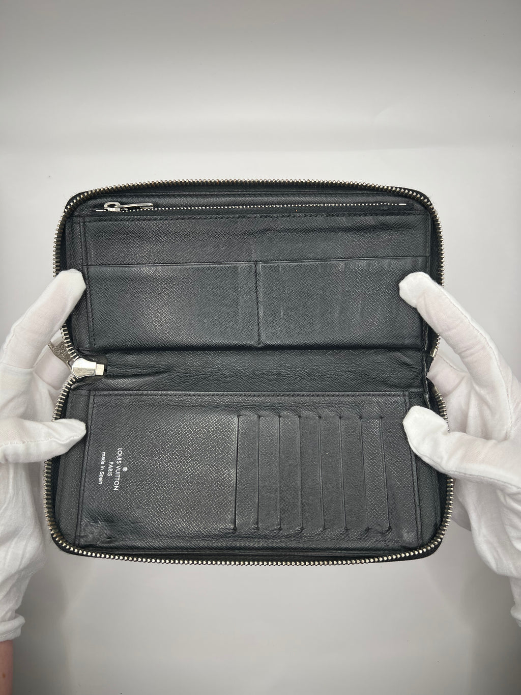 Louis Vuitton Damier Graphite Zippy Organizer Wallet