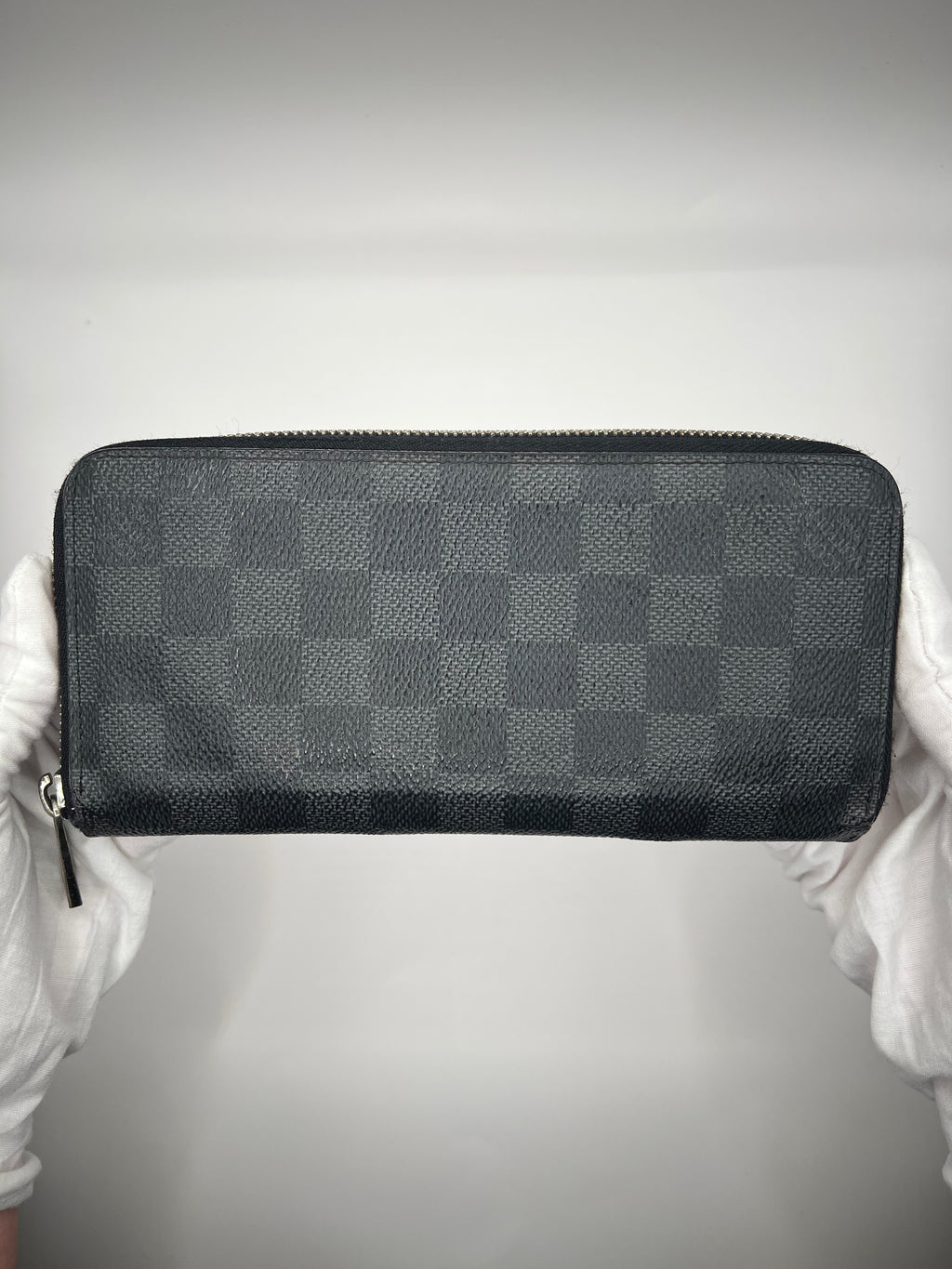 Louis Vuitton Damier Graphite Zippy Organizer Wallet