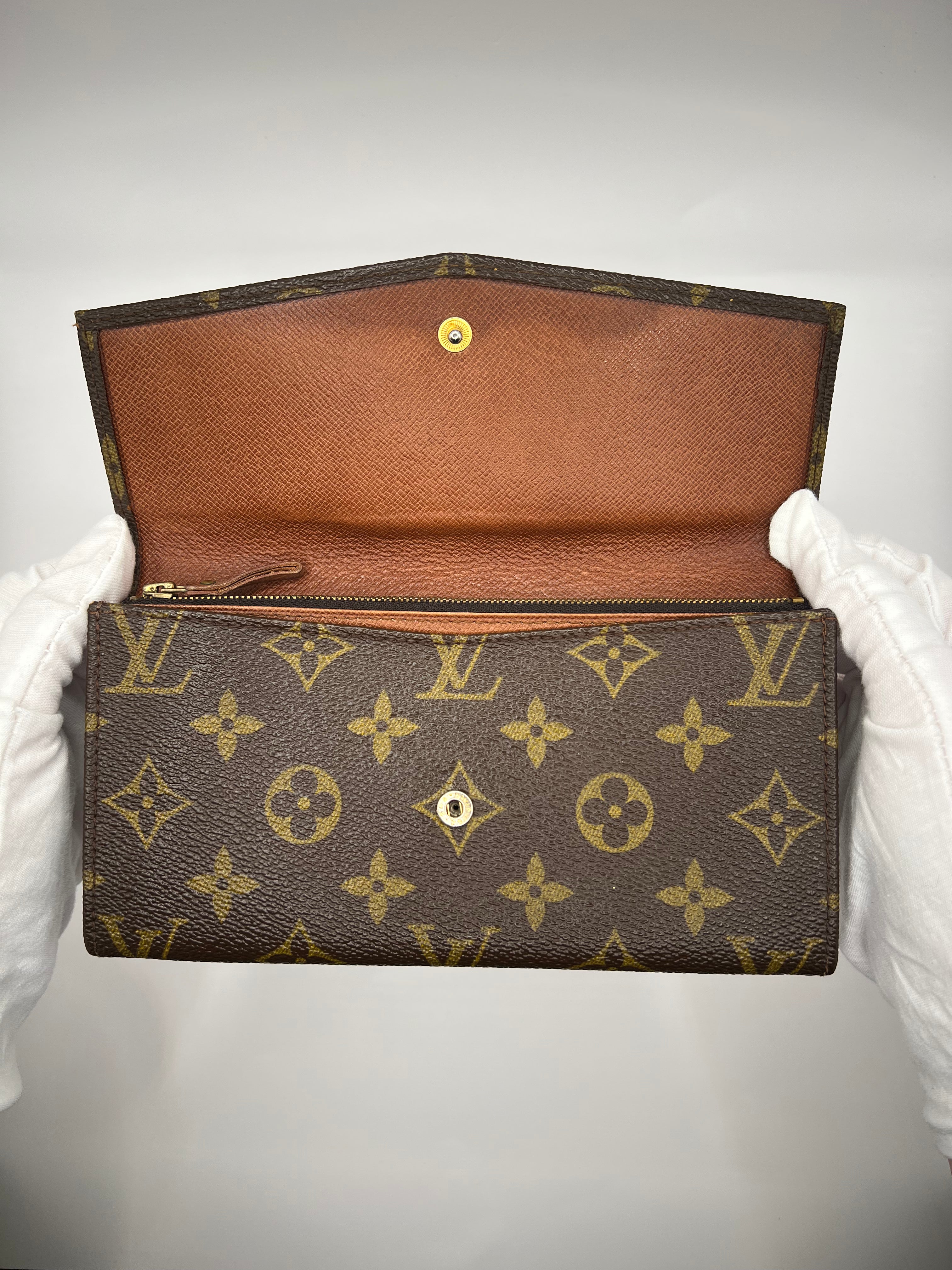 Louis Vuitton Monogram Long Wallet – Vintage