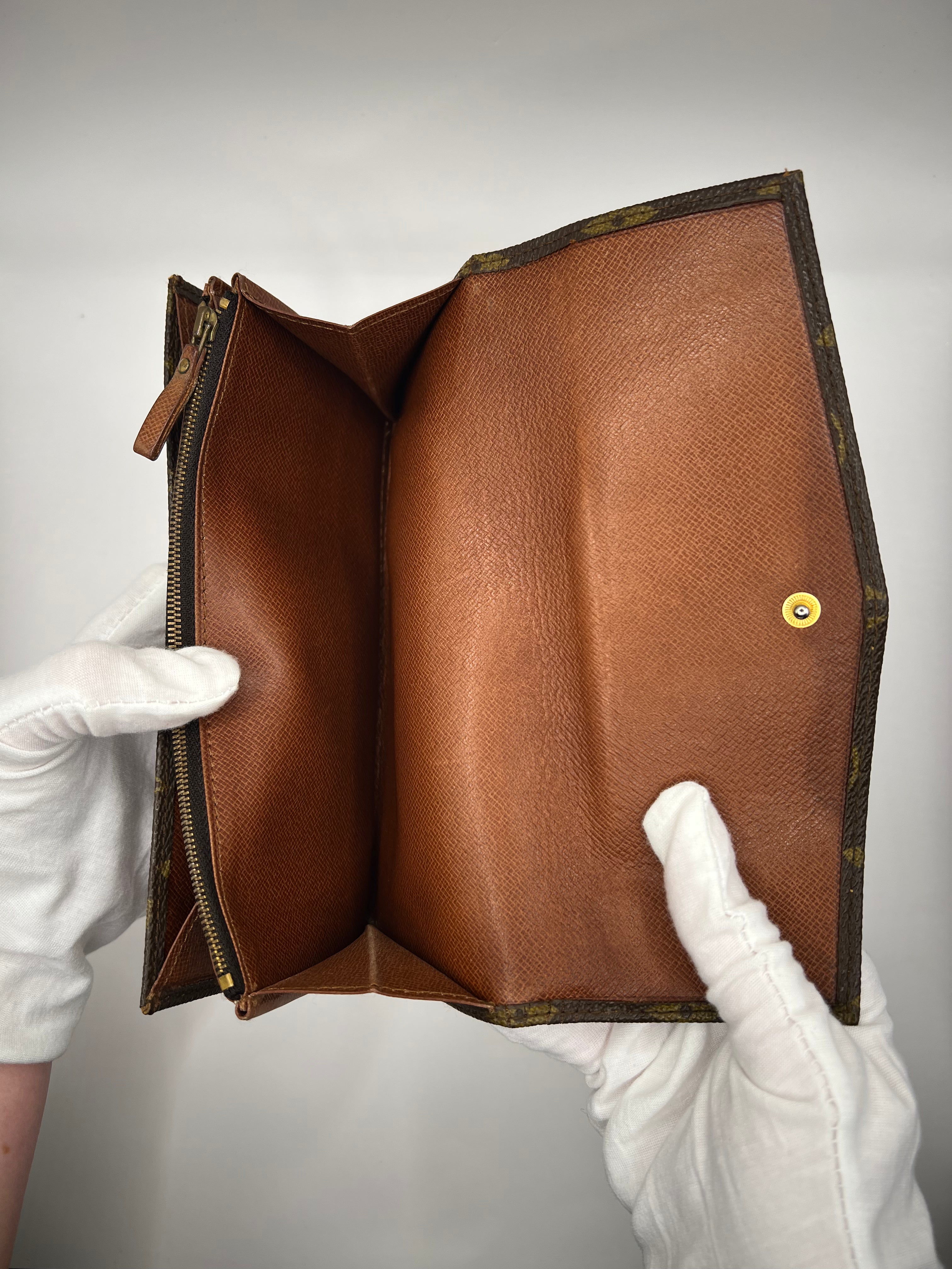 Louis Vuitton Monogram Long Wallet – Vintage
