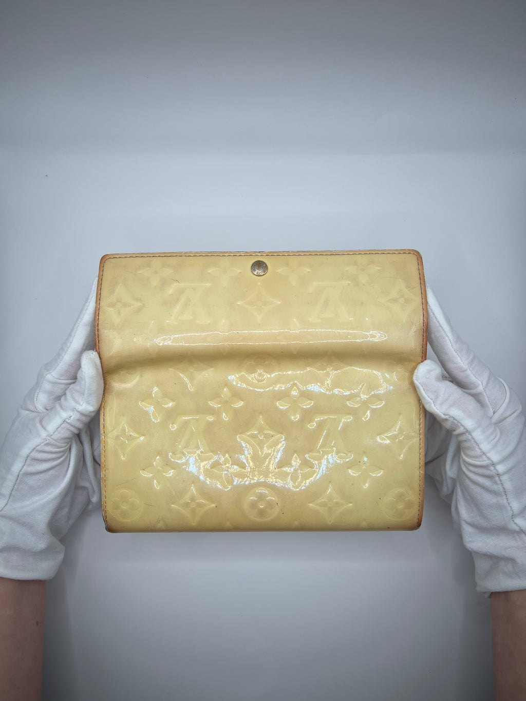 Louis Vuitton Monogram Vernis Sarah Wallet
