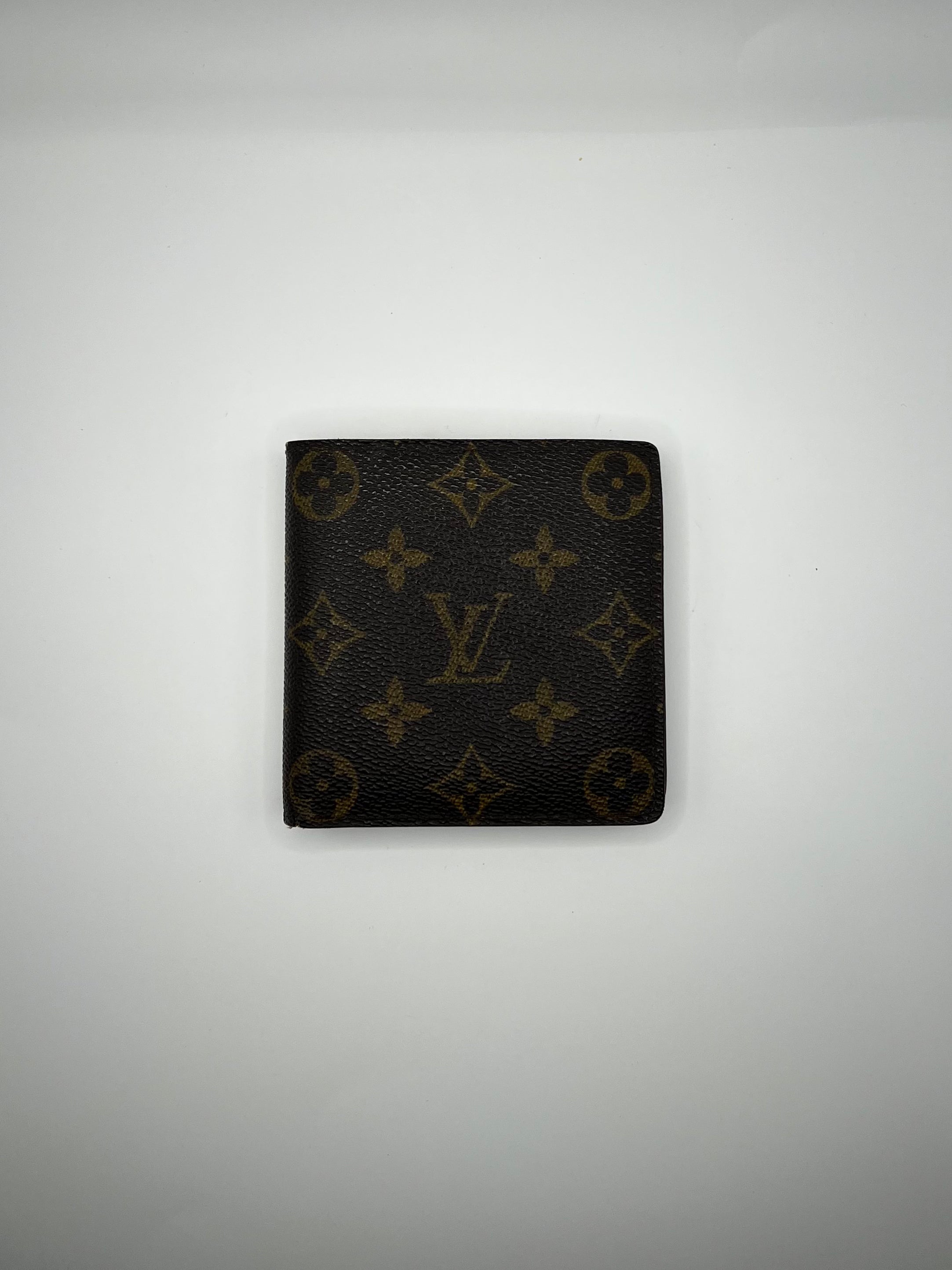 Louis Vuitton Monogram Canvas Bifold Wallet