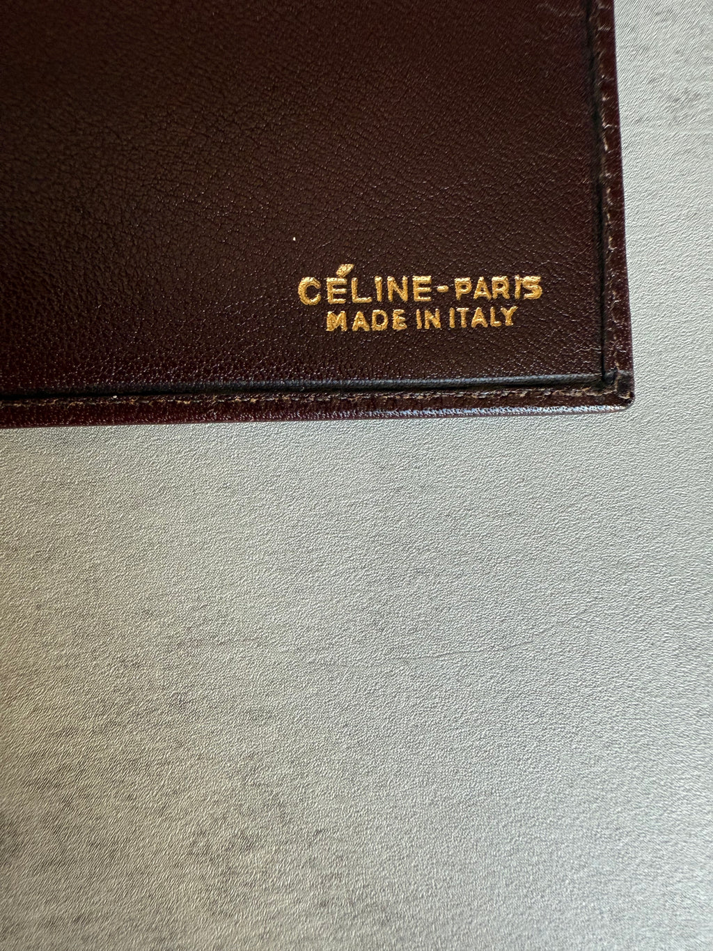 CÉLINE Carriage Logo Bifold Wallet – Brown Leather