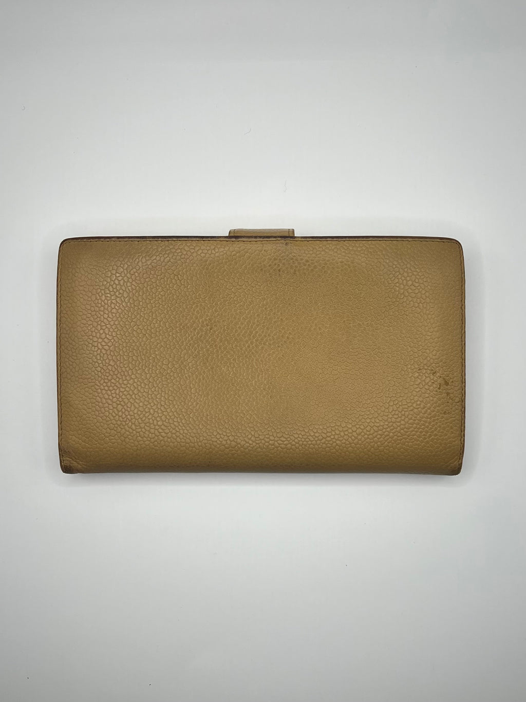 Chanel Long Wallet — Interlocking CC in Beige Caviar with Kiss-Lock Frame