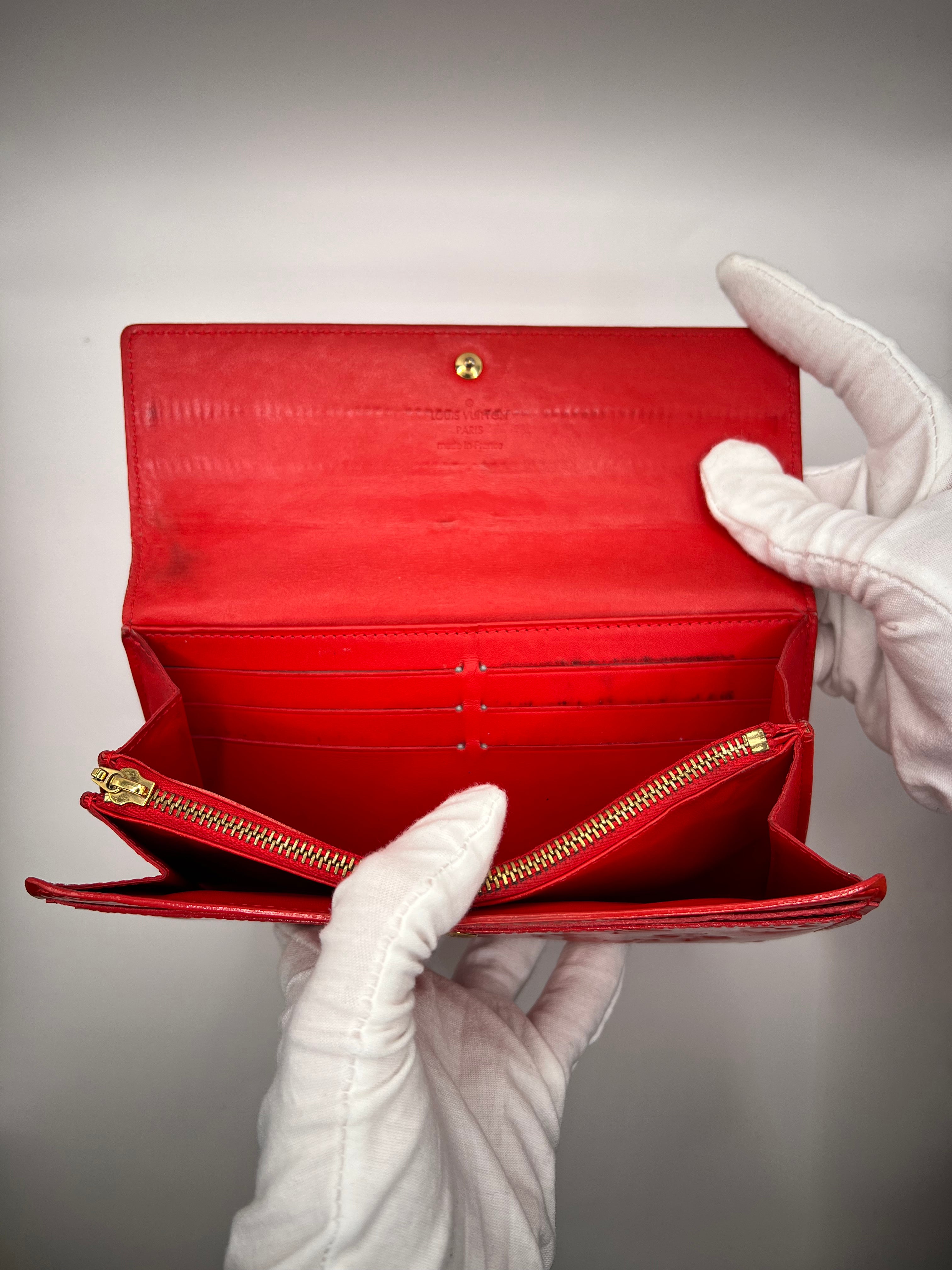 Louis Vuitton Monogram Vernis Sarah Wallet Red