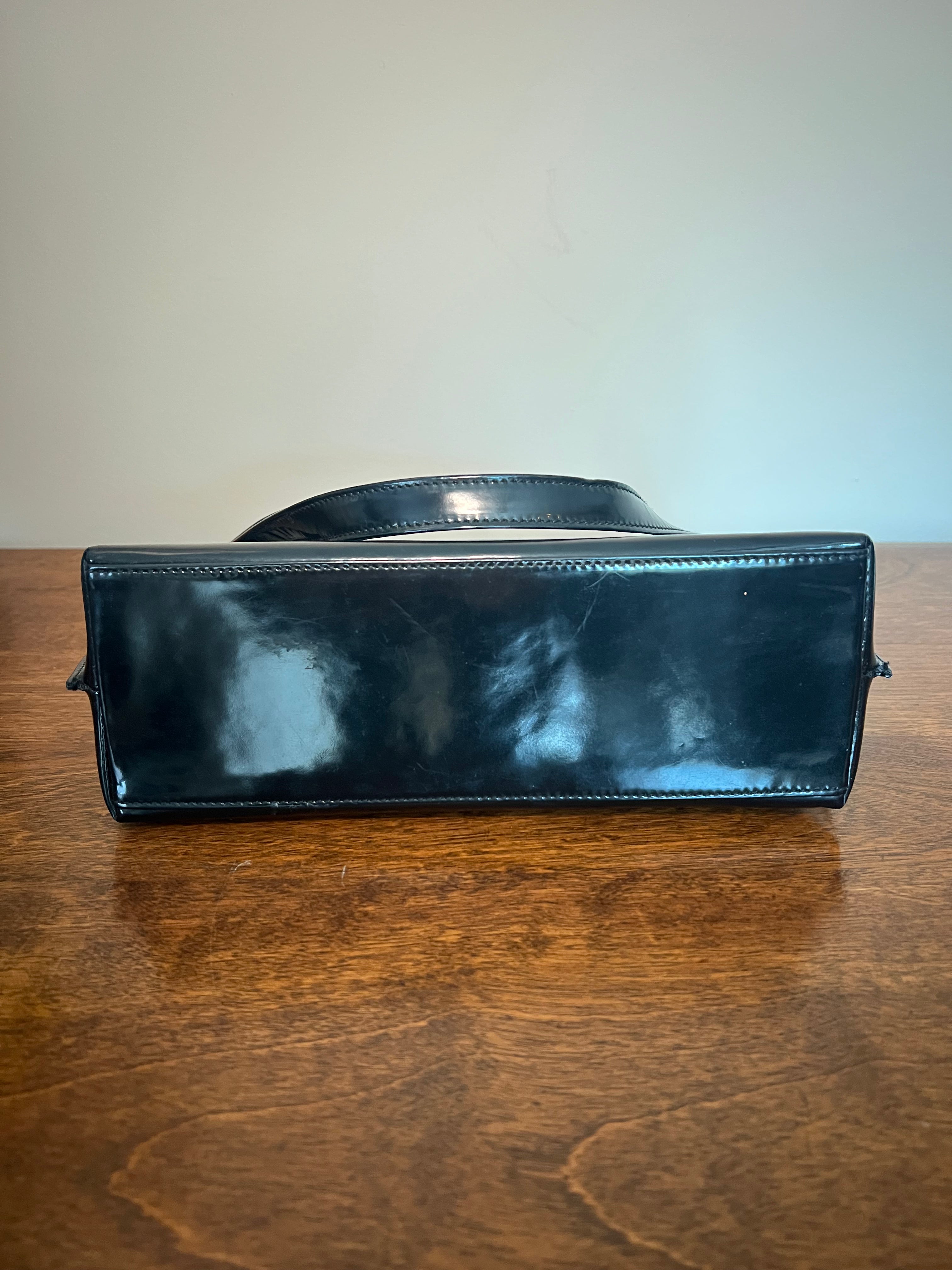 Gucci Vintage Black Patent Leather Snap-Closure Top Handle Bag