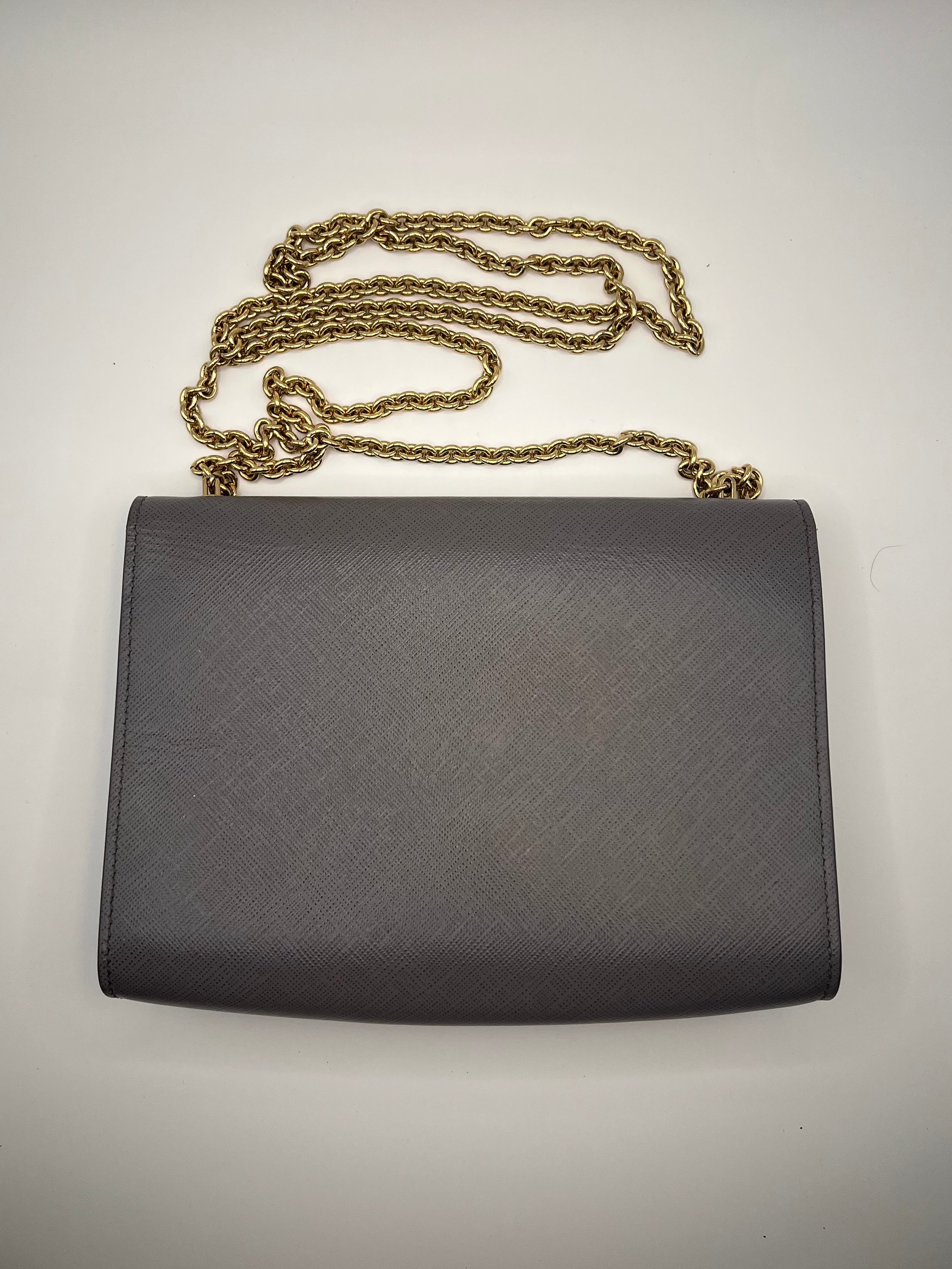 Salvatore Ferragamo Vara Bow Shoulder Bag – Gray Leather