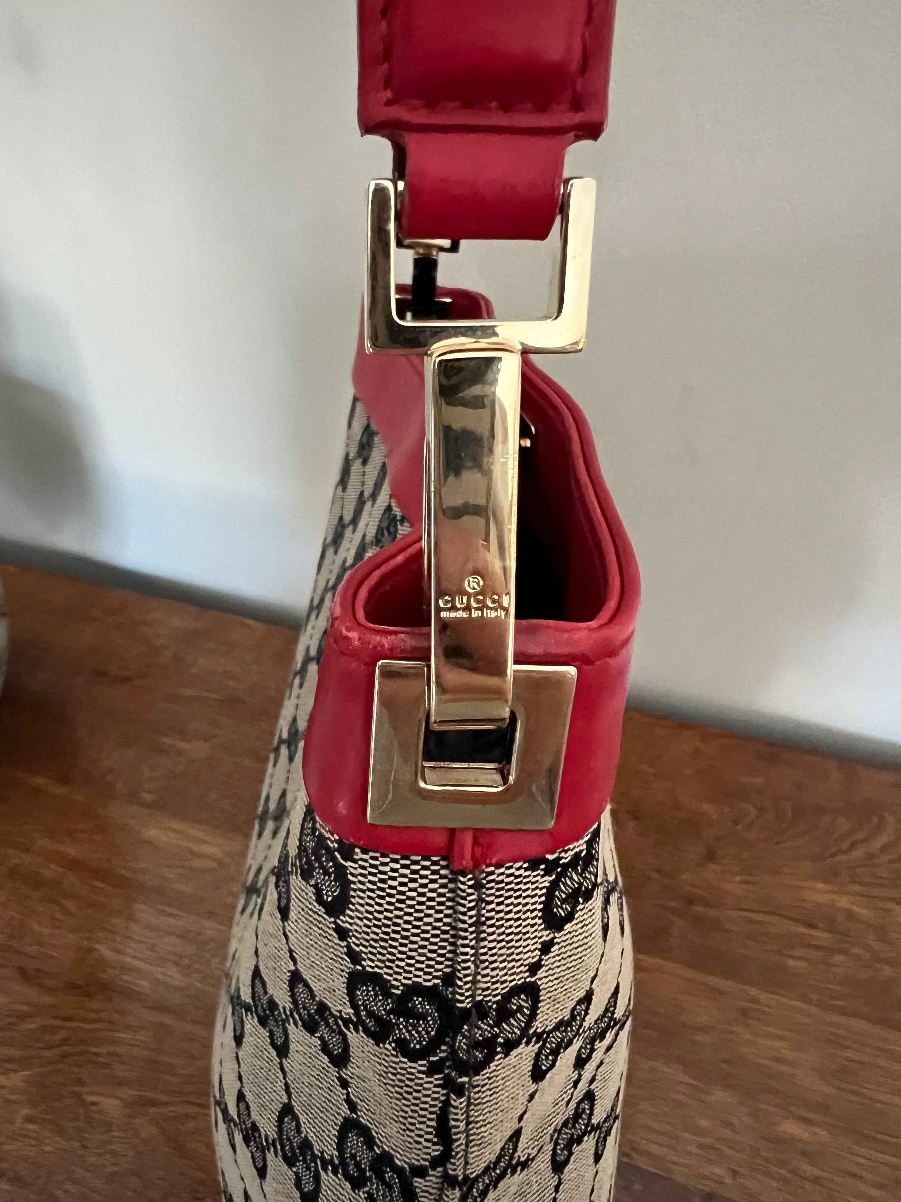 Gucci GG Supreme Canvas Shoulder Bag with Red Leather Trim