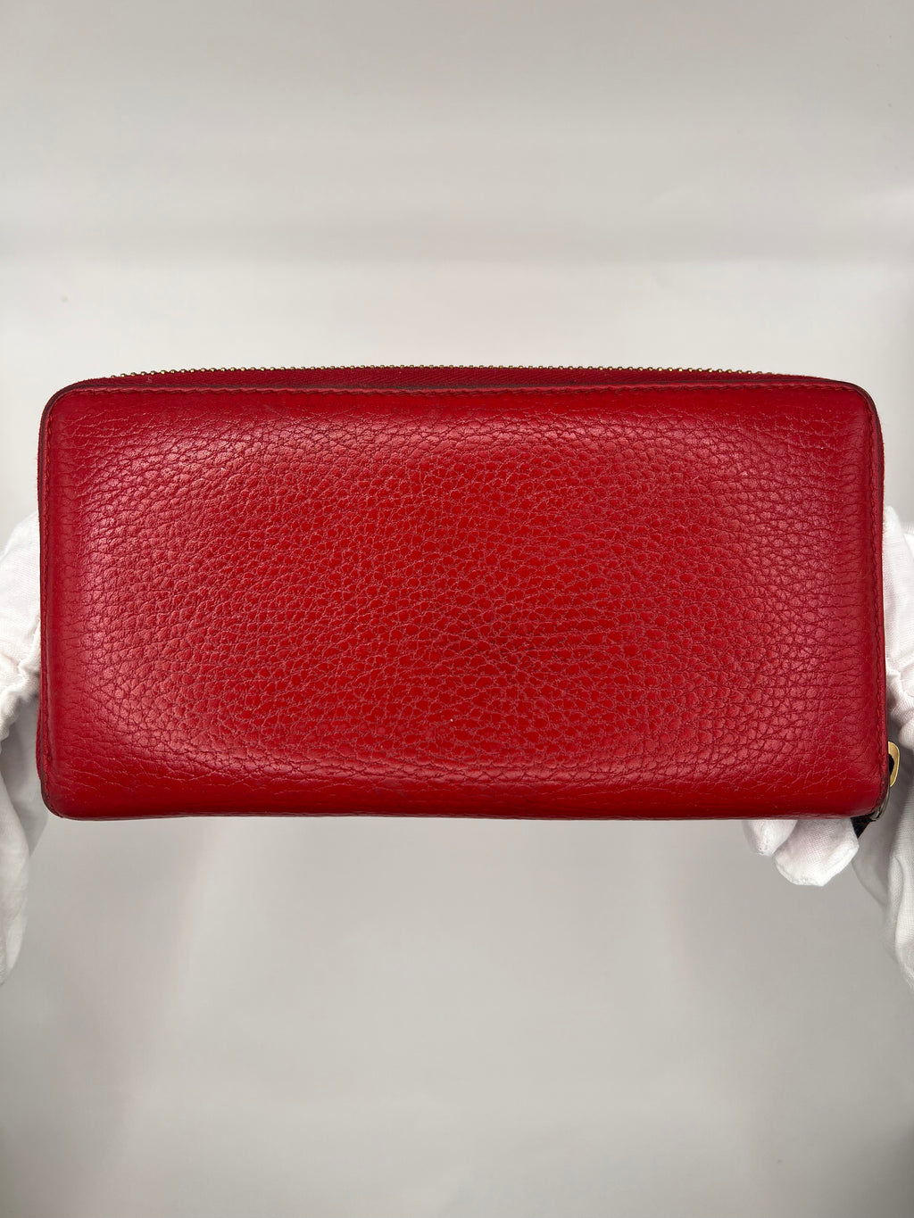 Gucci Red Pebbled Leather Zip-Around Wallet