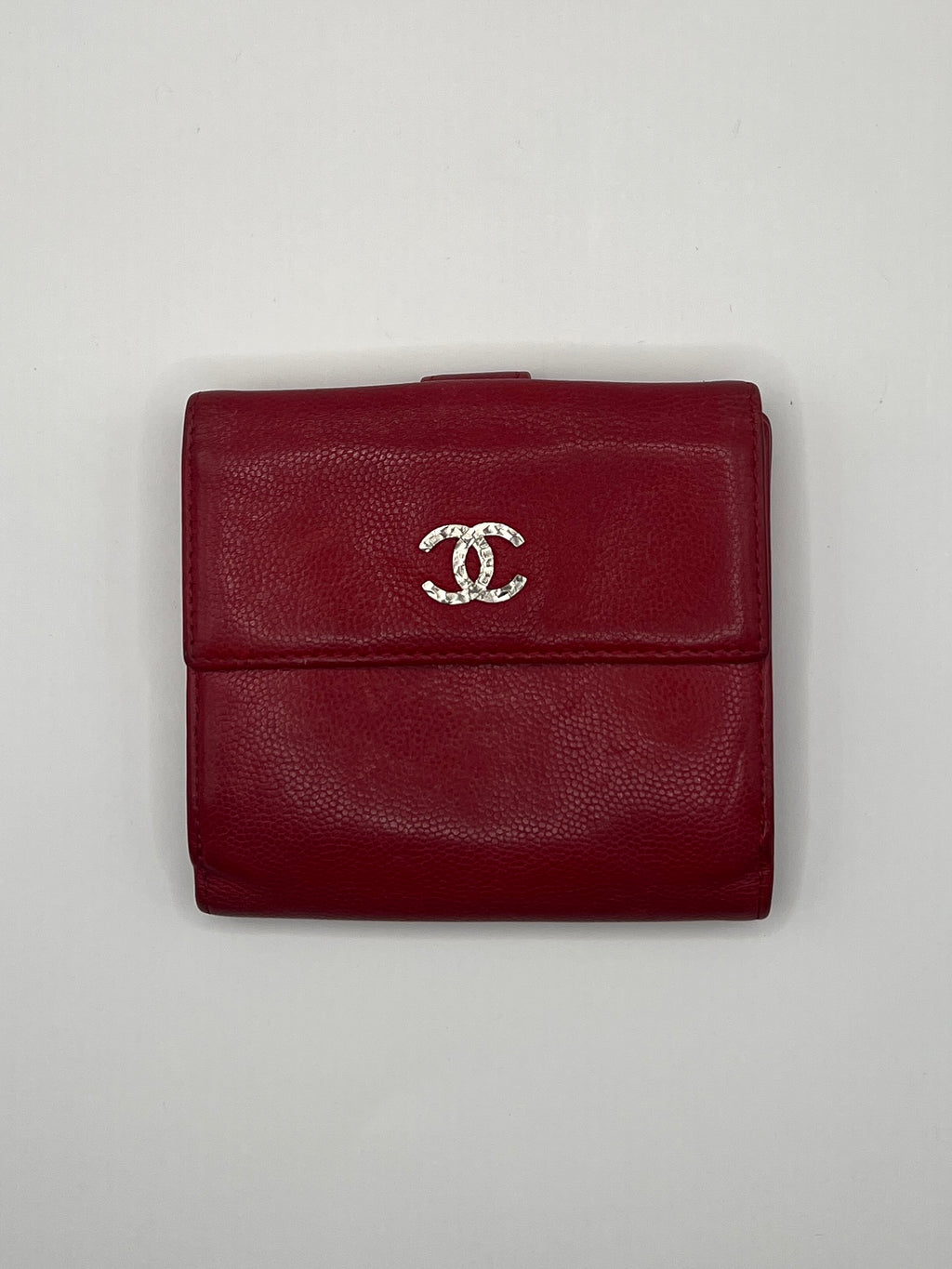 Chanel Caviar Sevruga French Compact Wallet Red