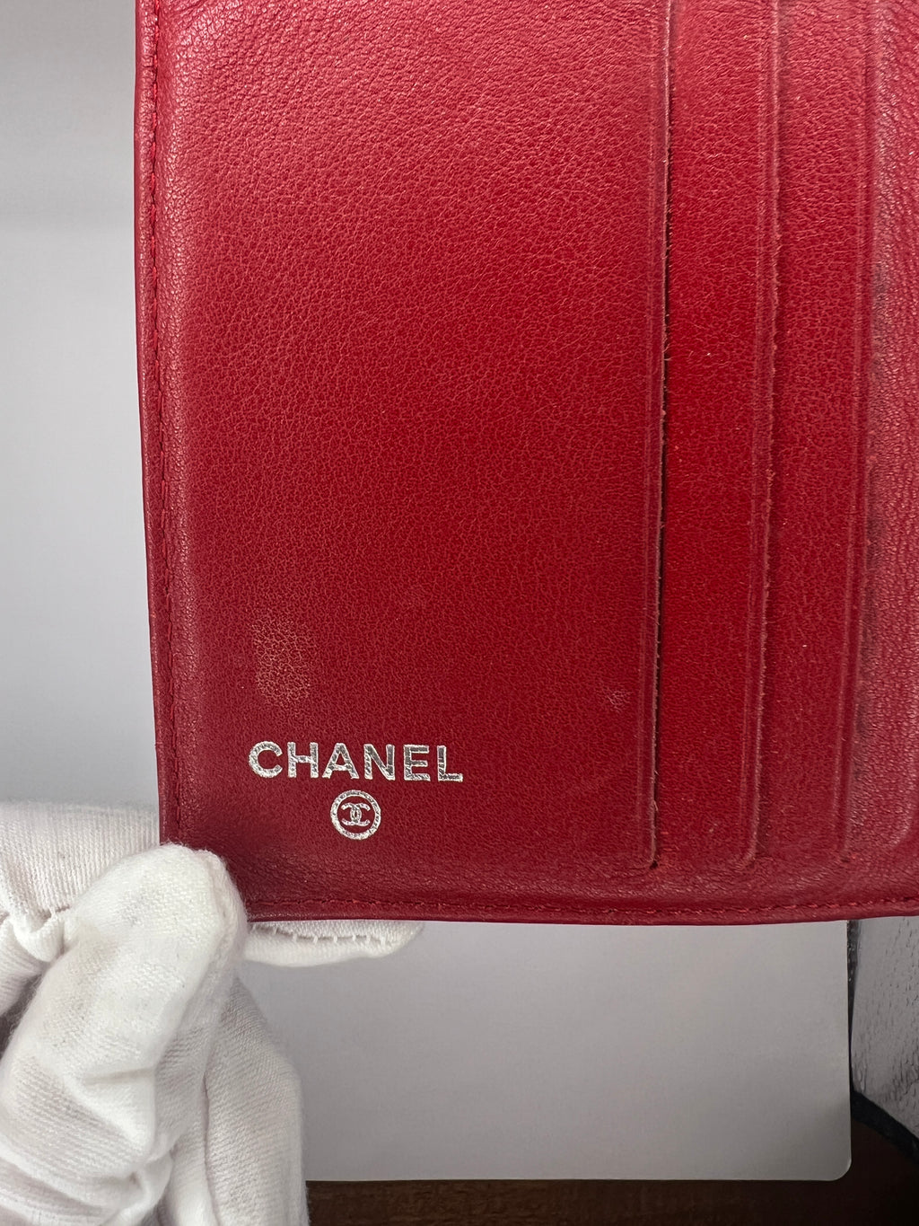 Chanel Caviar Sevruga French Compact Wallet Red