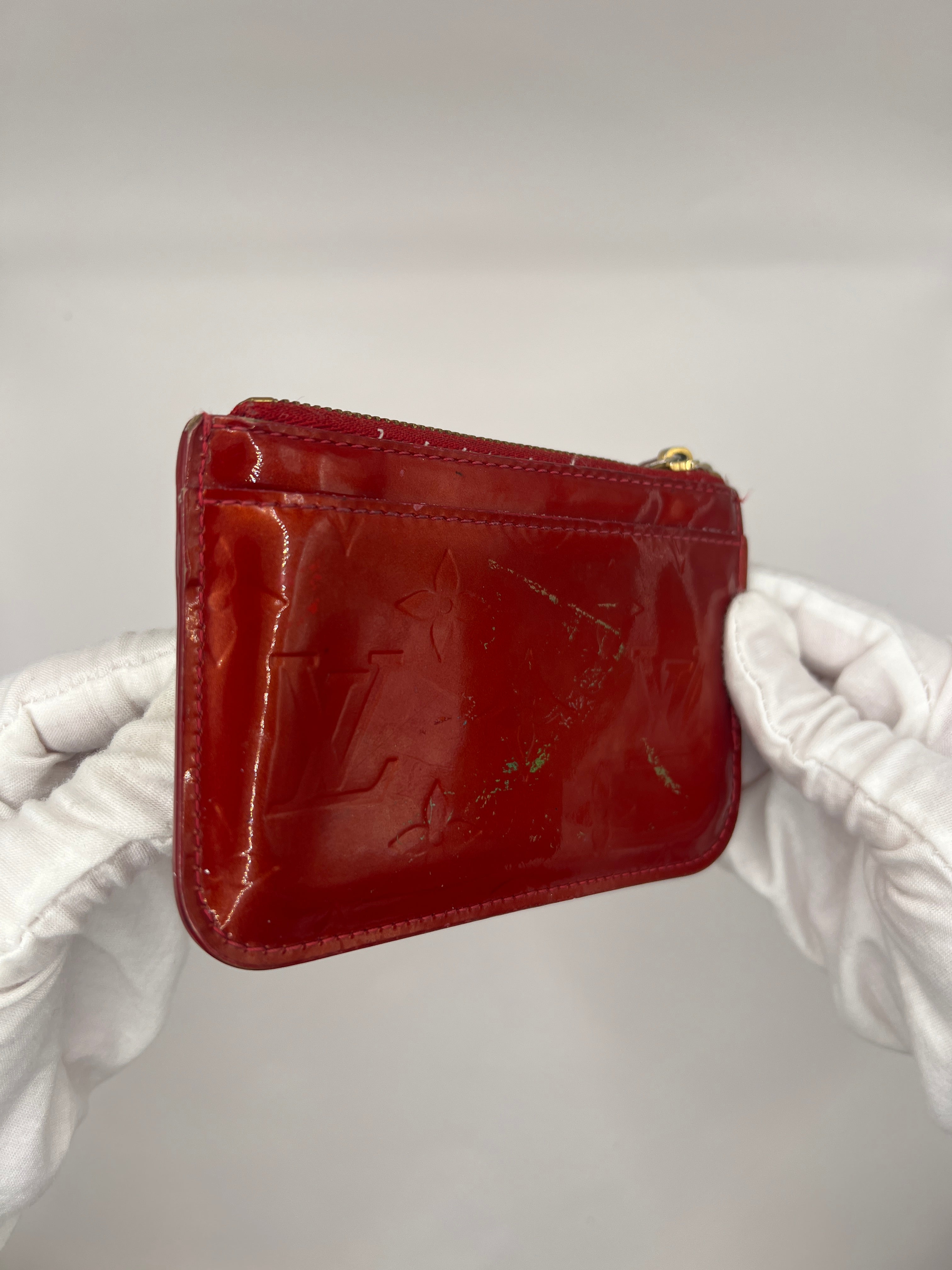 Louis Vuitton Pochette Key Cles Monogram Vernis Coin Case Red