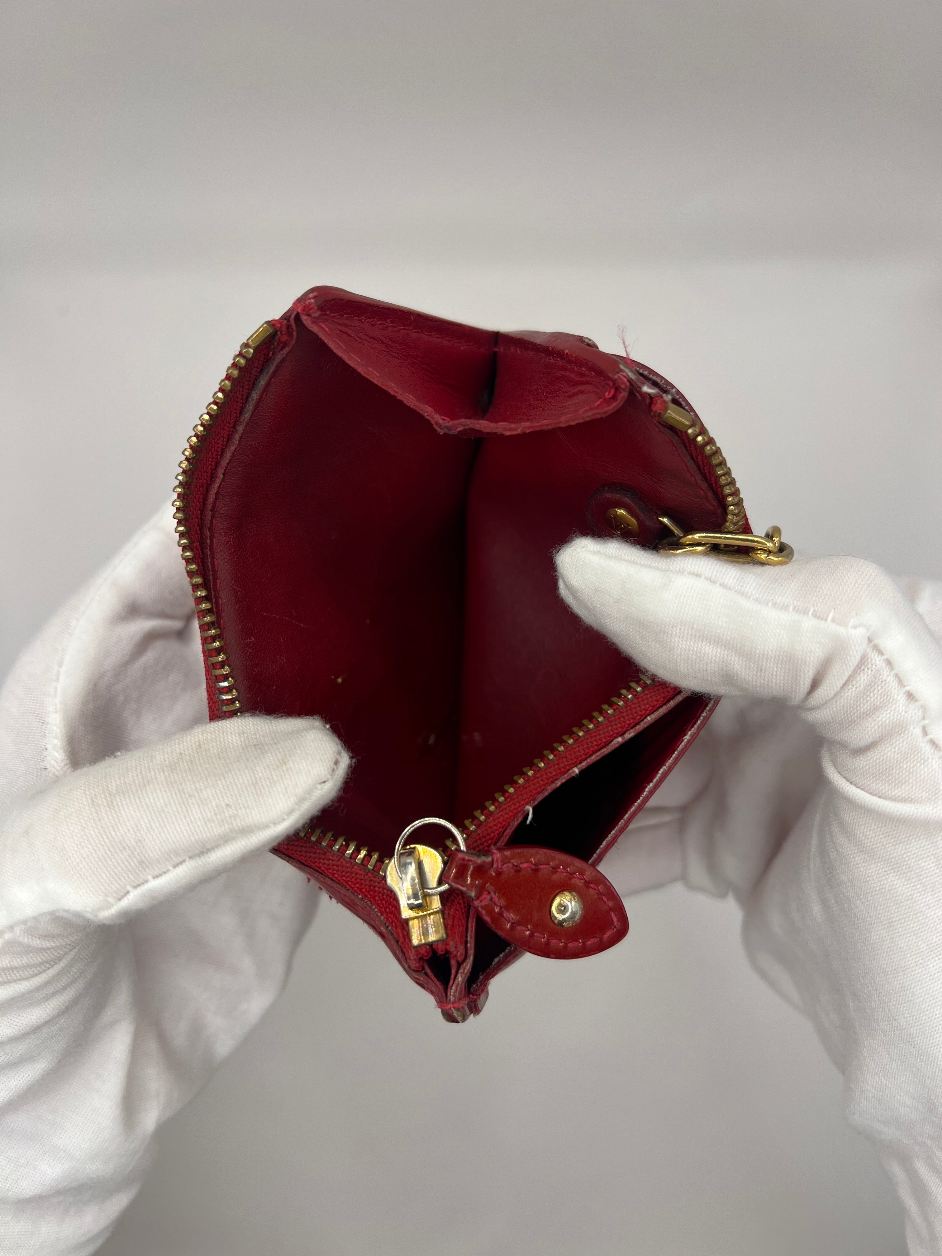 Louis Vuitton Pochette Key Cles Monogram Vernis Coin Case Red