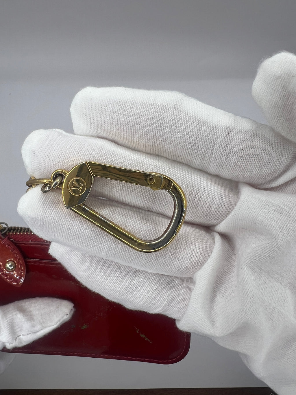 Louis Vuitton Pochette Key Cles Monogram Vernis Coin Case Red