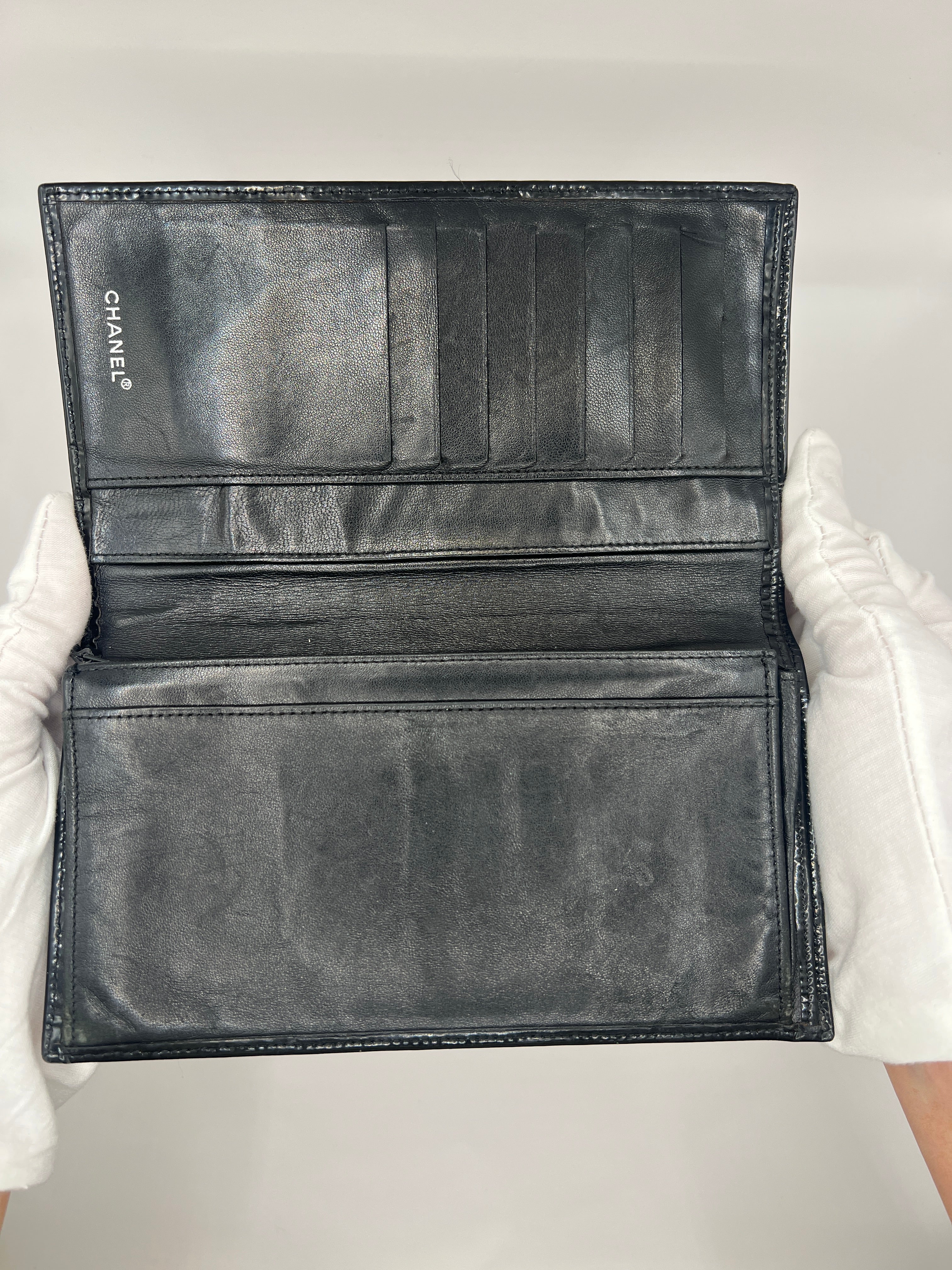 Chanel Vintage Patent Leather Long Wallet (2000–2002 Series)