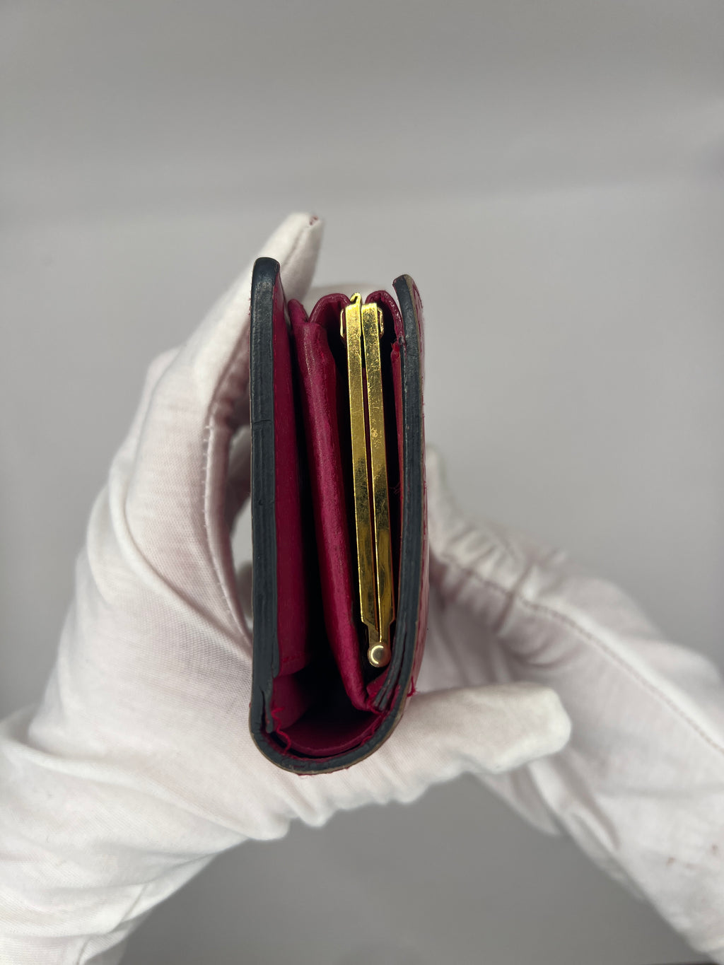 Louis Vuitton Vernis Porte-Monnaie Trésor Wallet – Pomme d’Amour Red
