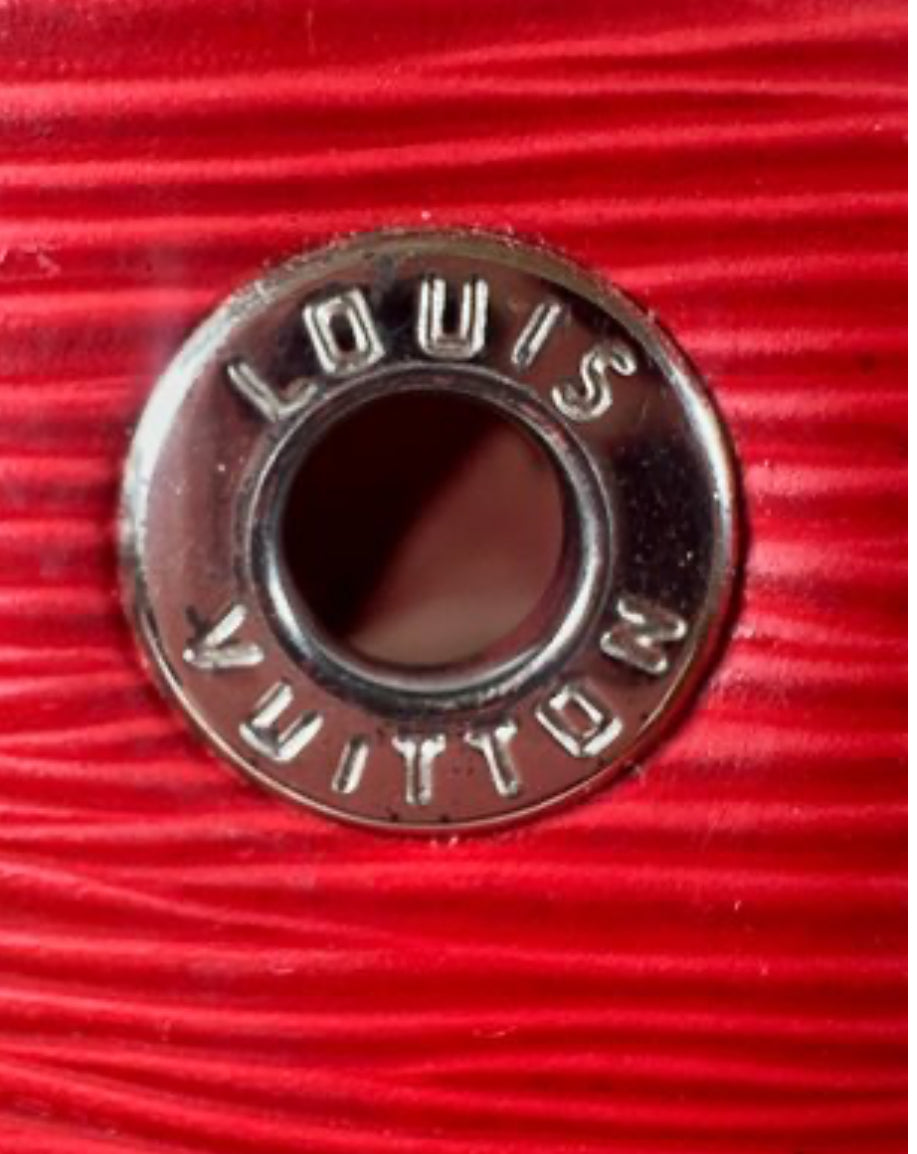 Louis Vuitton Petit Noé Bucket Bag